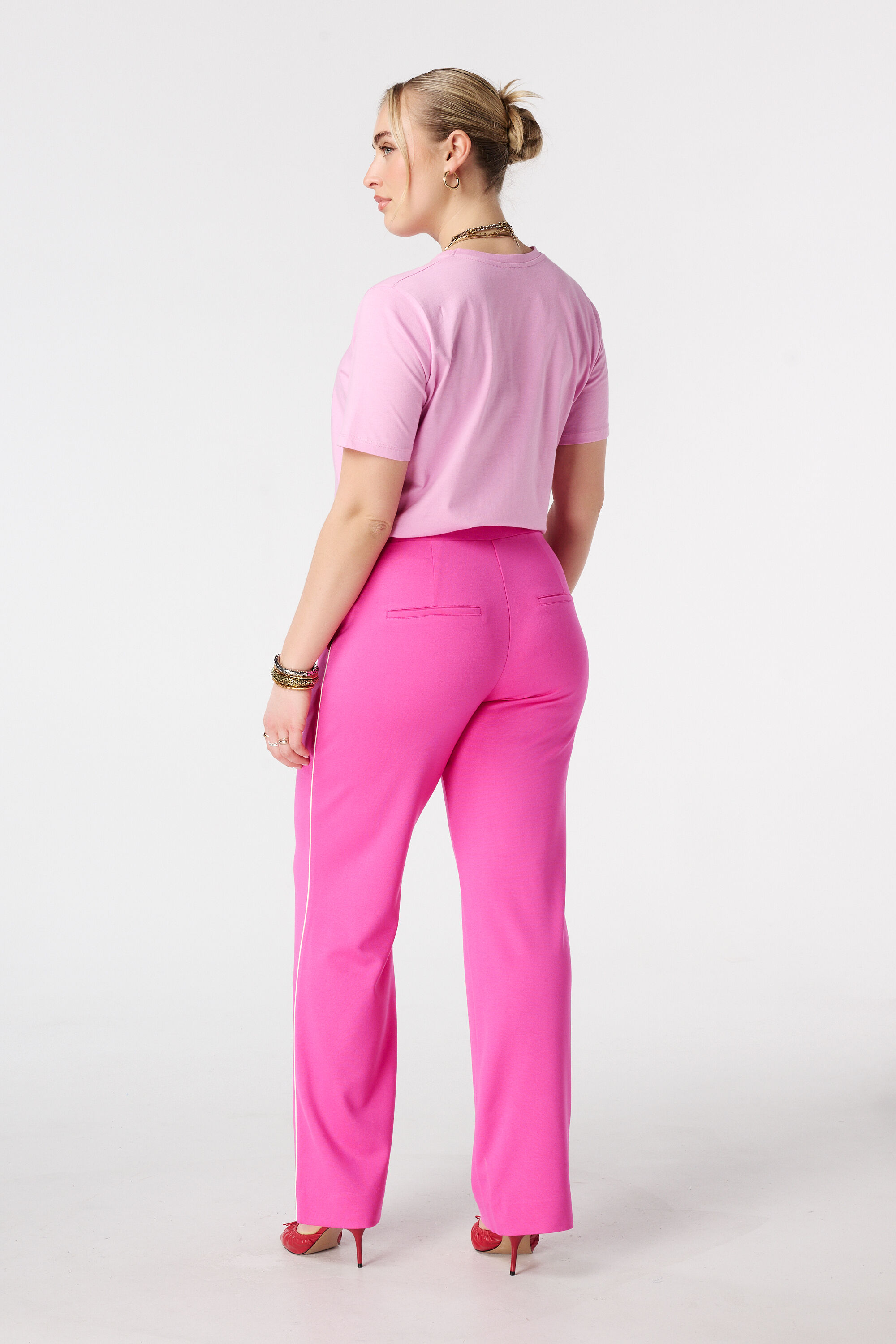 Pantalon wide leg avec coutures d&eacute;coratives image number 3