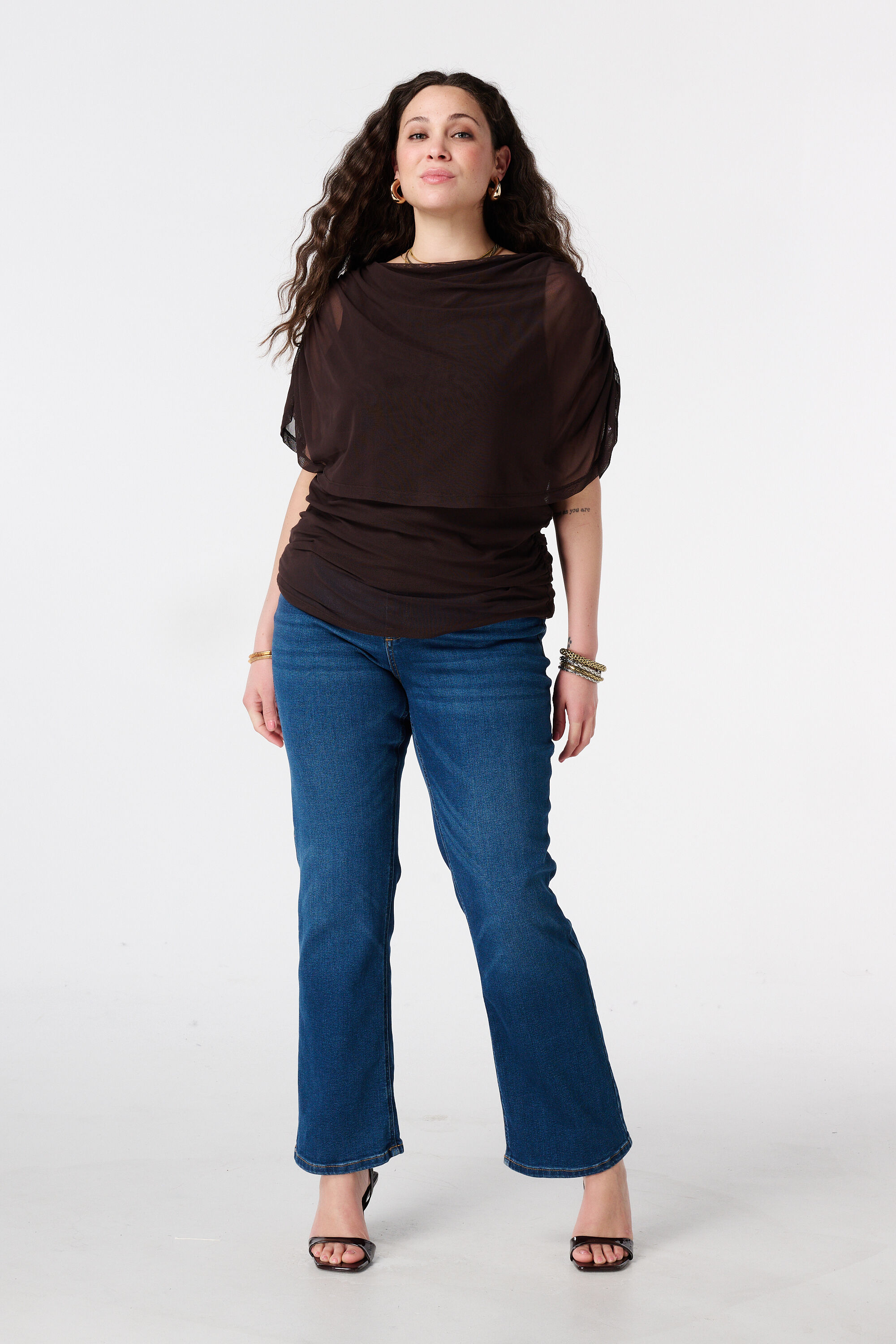 Top en mesh &agrave; manches drap&eacute;es image number 5