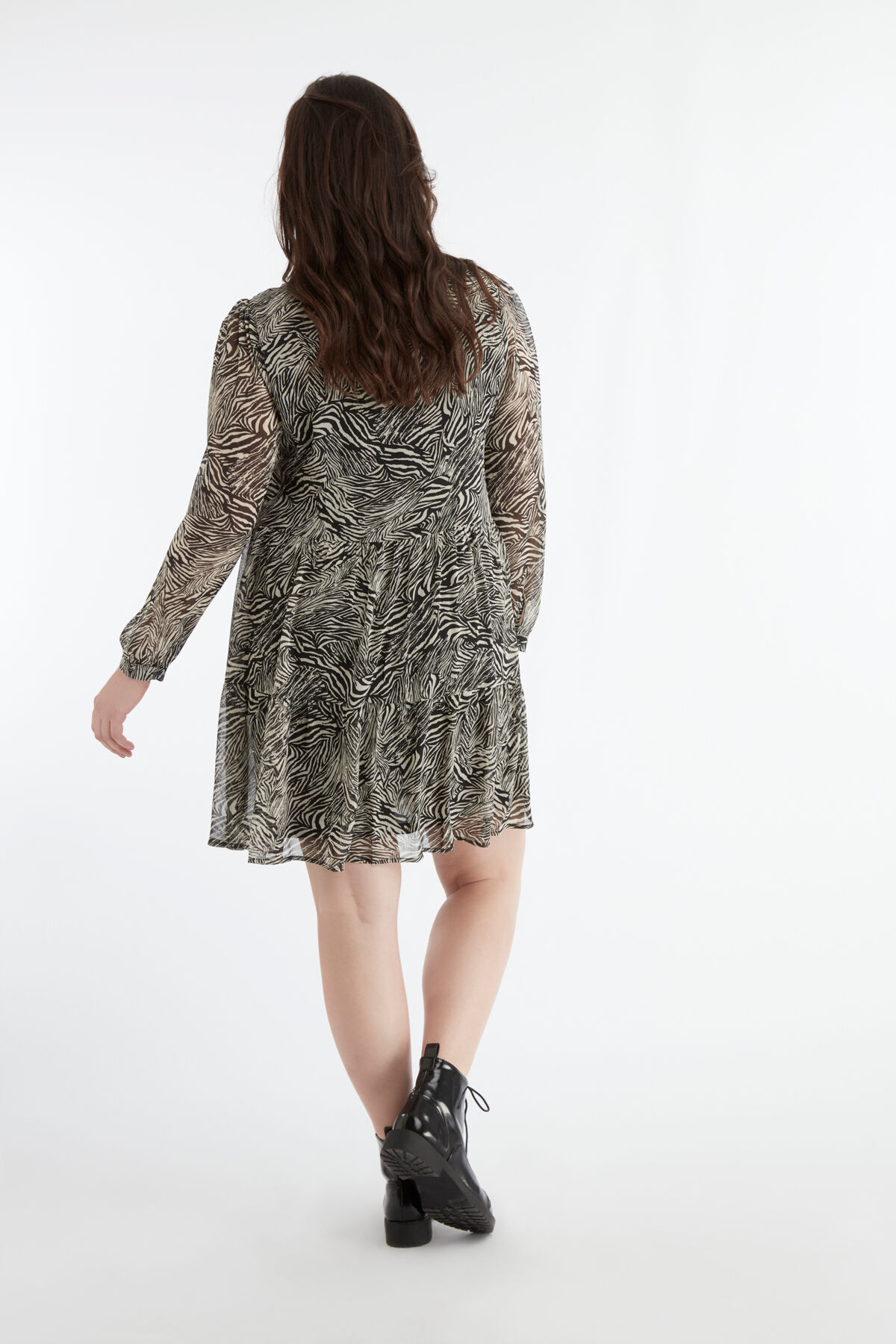 Robe courte imprim&eacute; z&egrave;bre image number 4