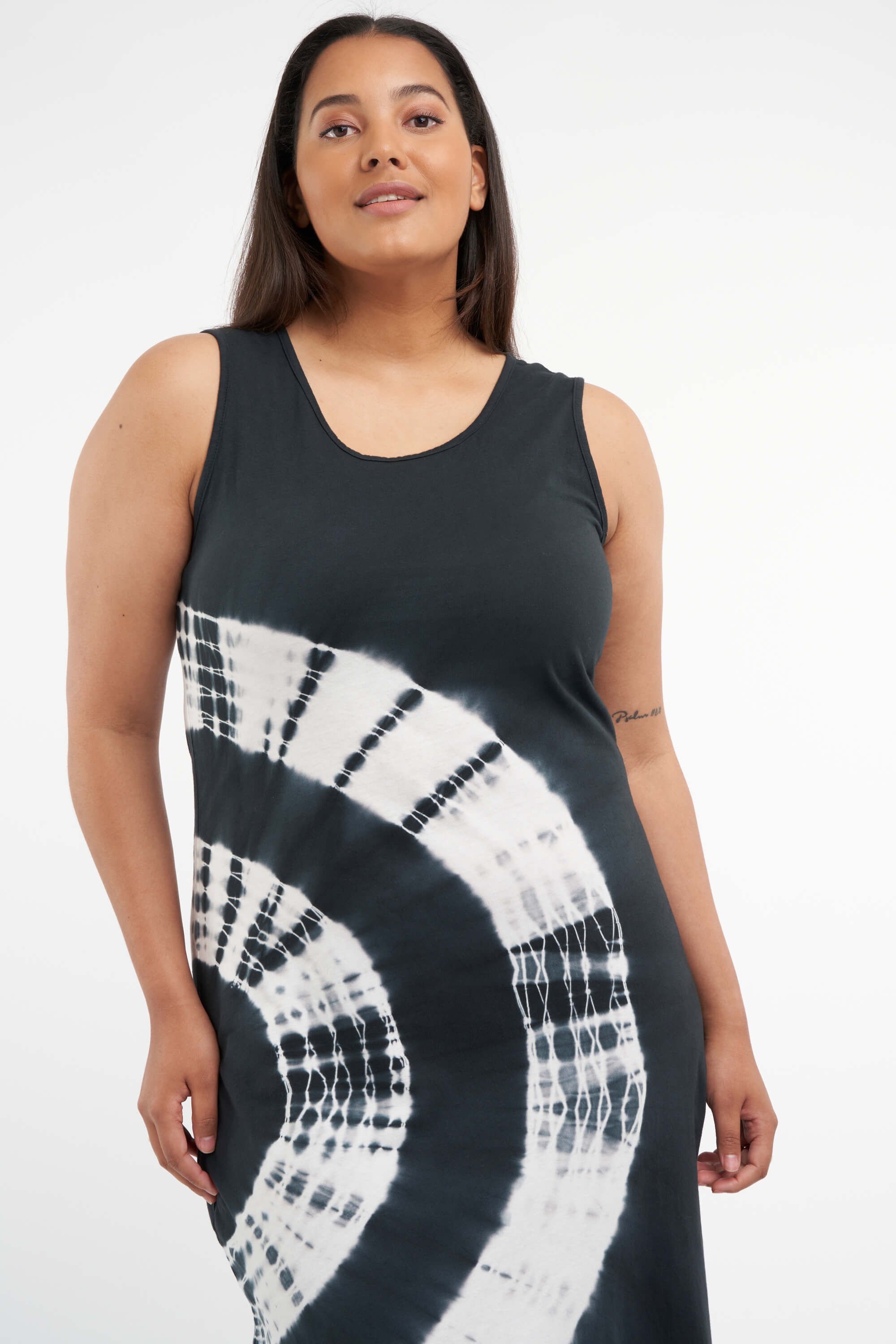 Robe avec un imprim&eacute; teinture-au-n&oelig;ud image number 6