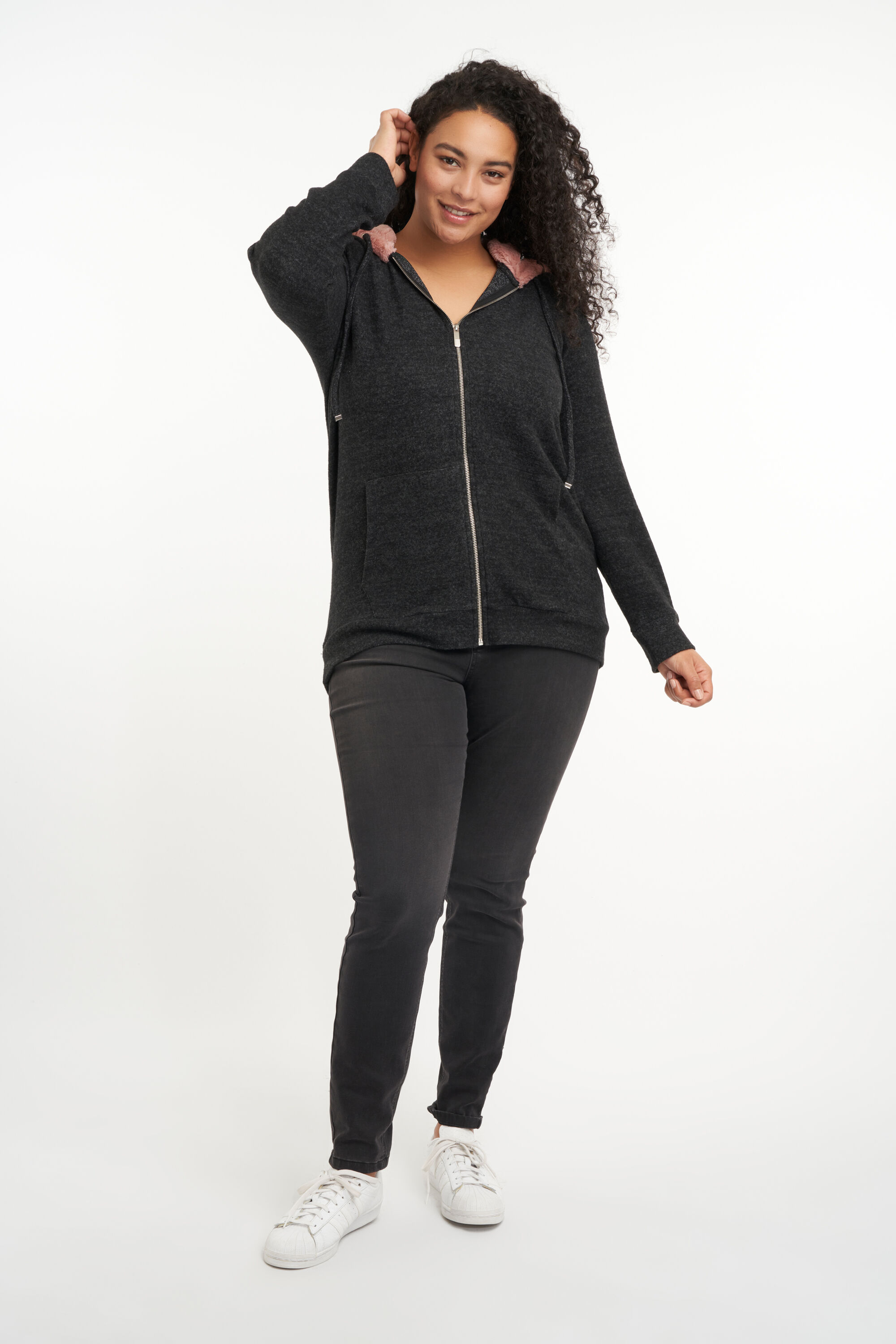 Cardigan &agrave; capuche image number 6