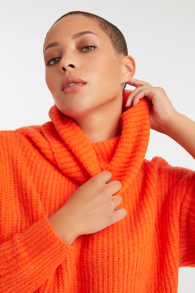 Pull-over en maille à col roulé image number 7