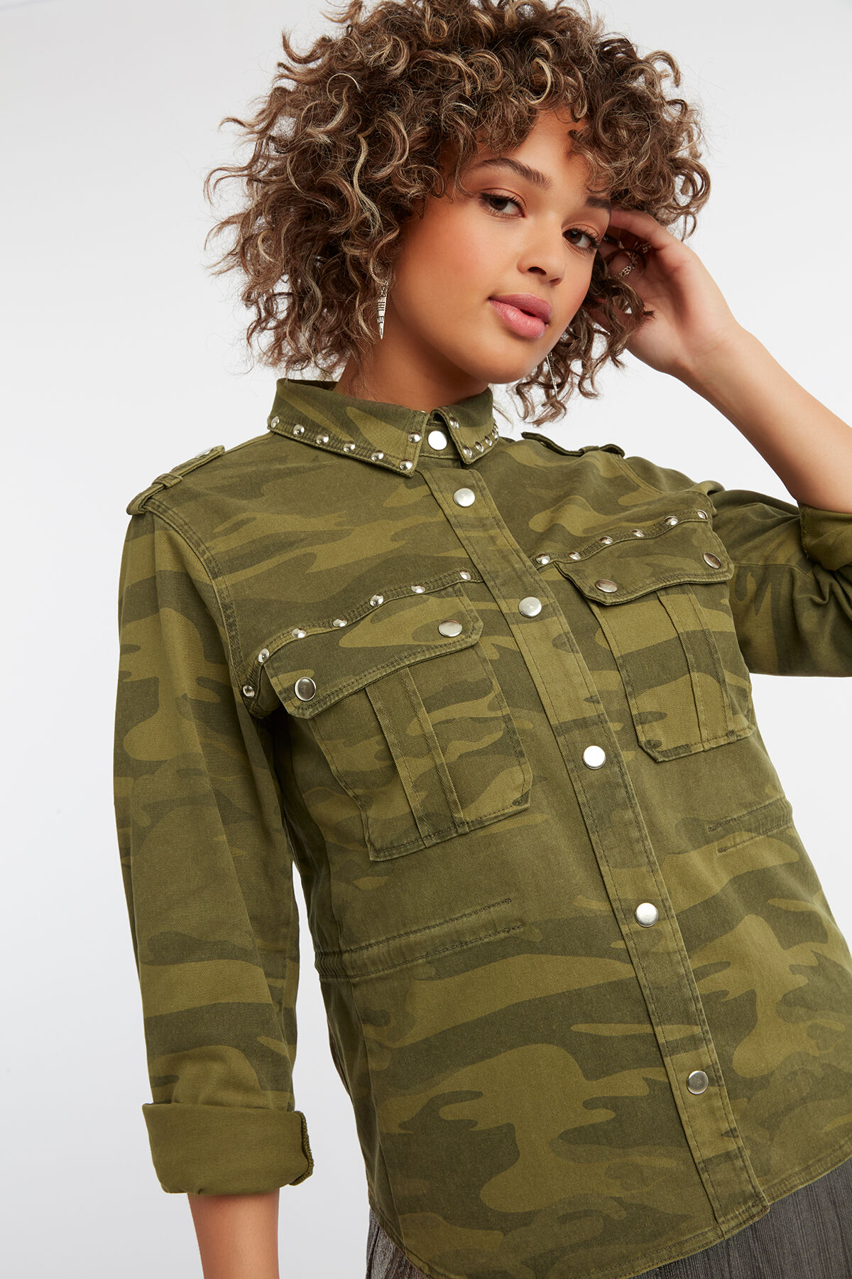 Veste &agrave; imprim&eacute; camouflage image number 4