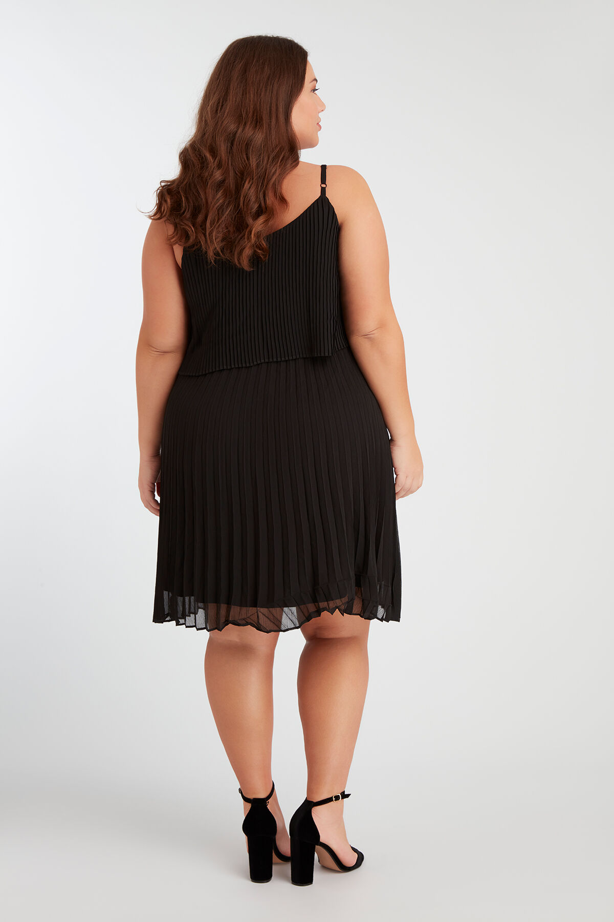 Robe pliss&eacute;e image number 6