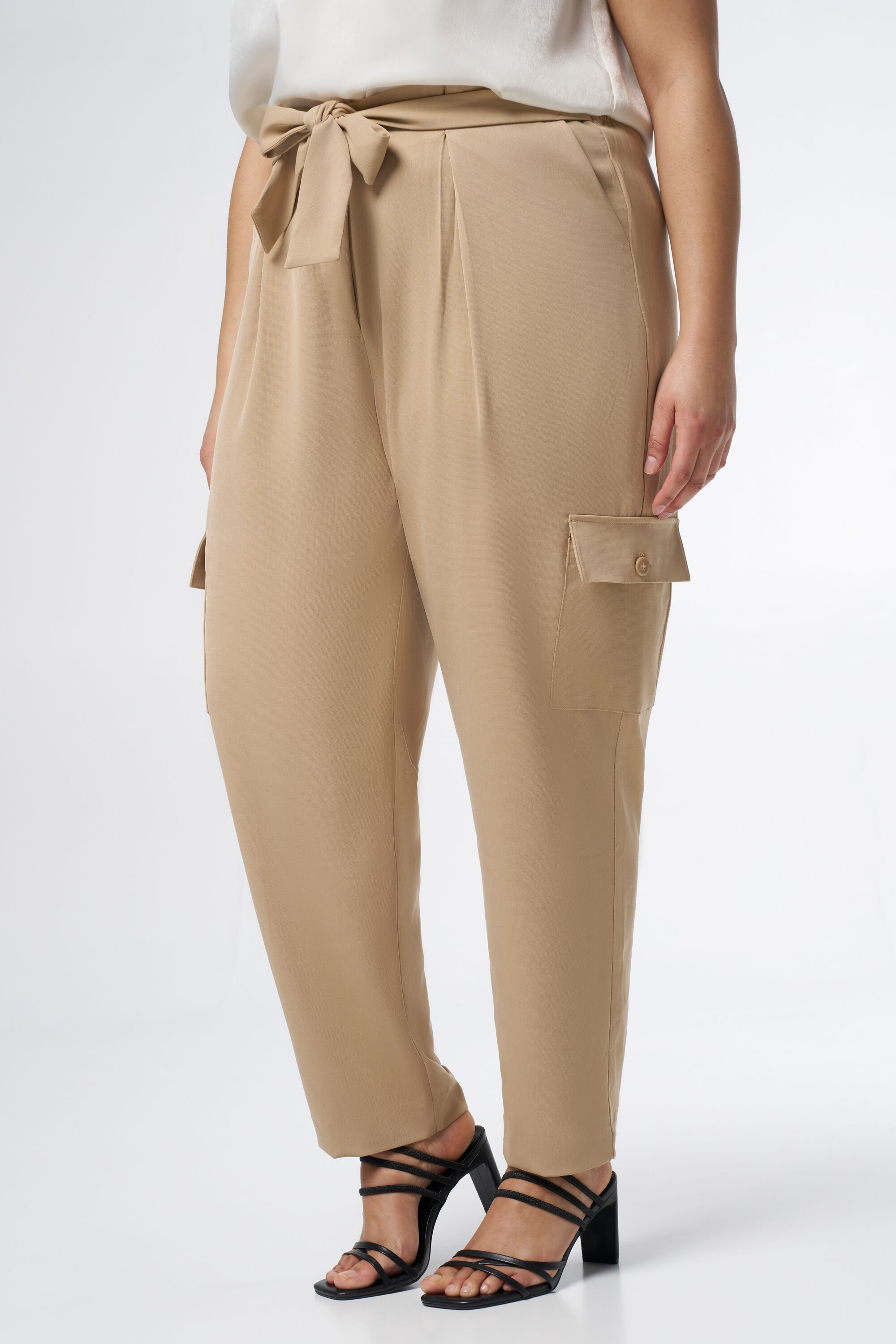 Pantalon ample avec poches image number 5