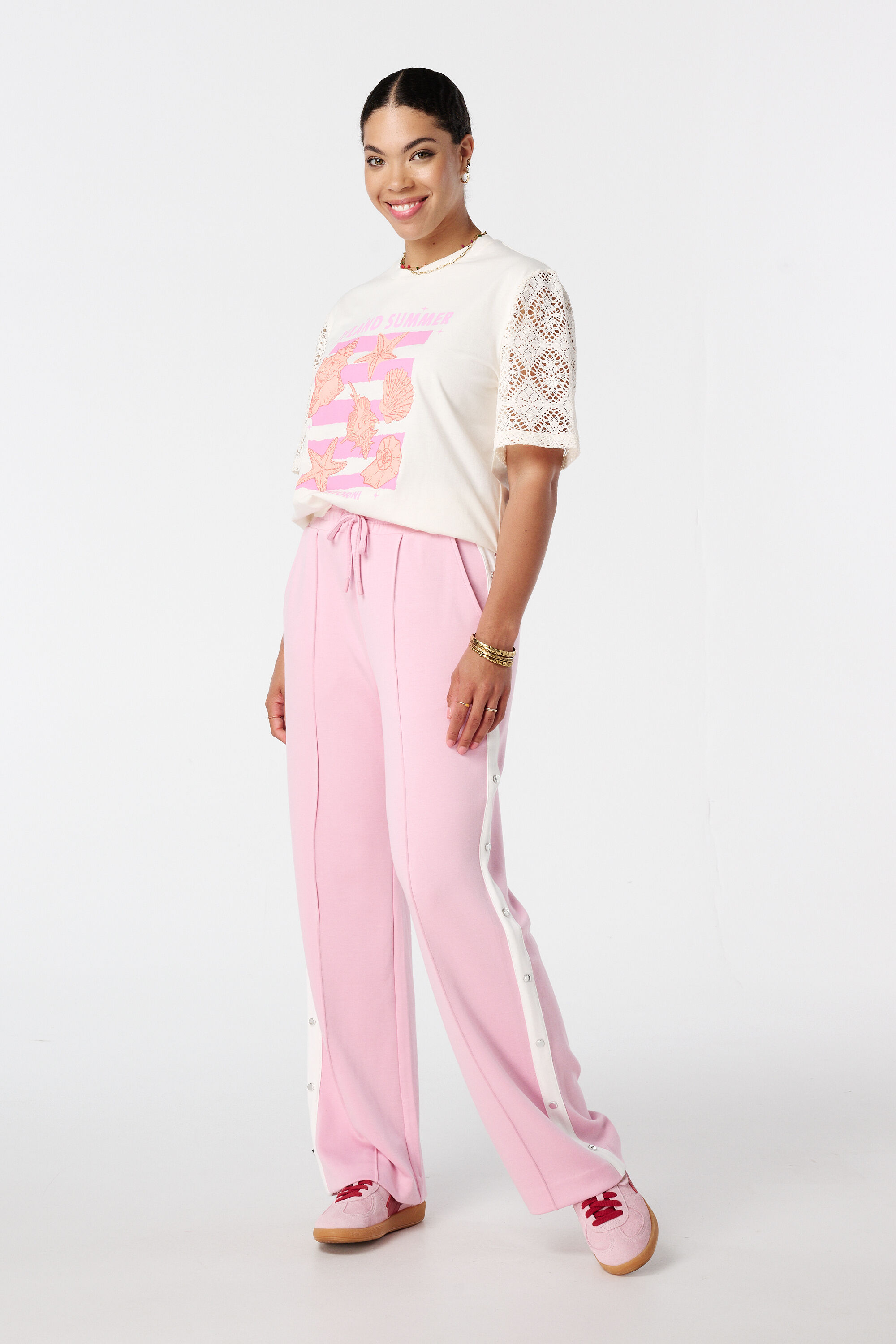 T-shirt &agrave; manches brod&eacute;es image number 5