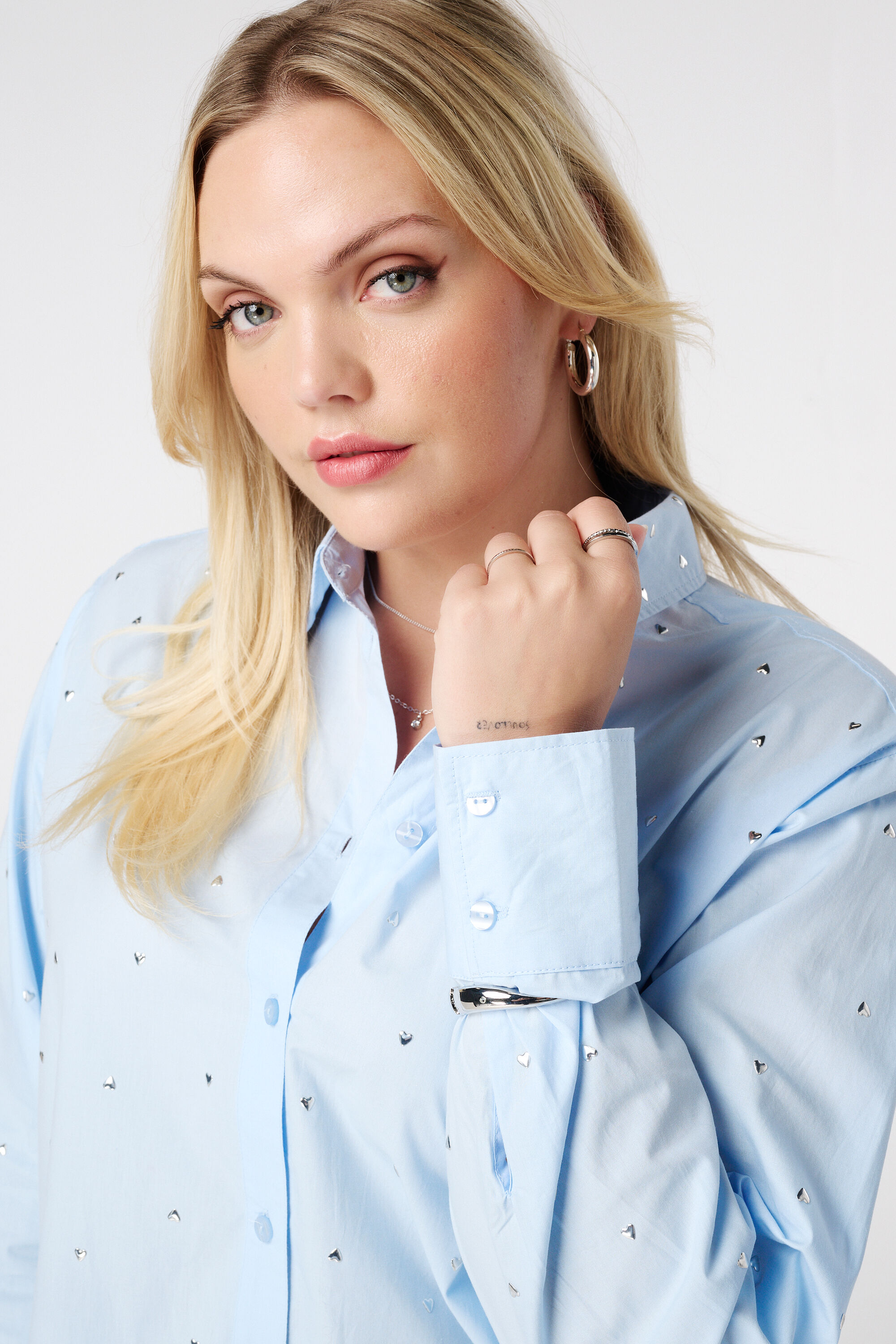 Chemisier &agrave; clous image number 4