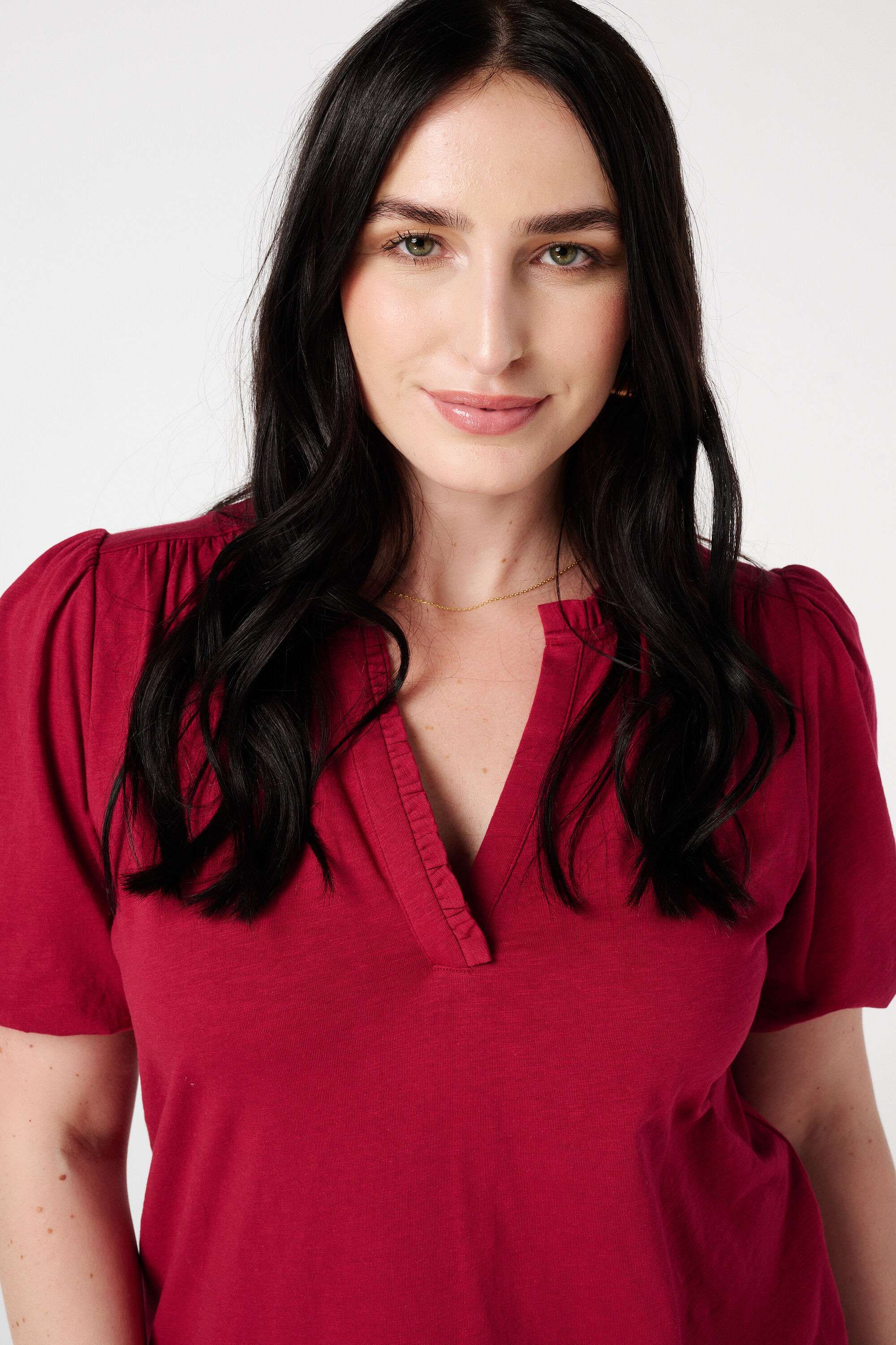 Haut avec col en V &agrave; volants image number 4