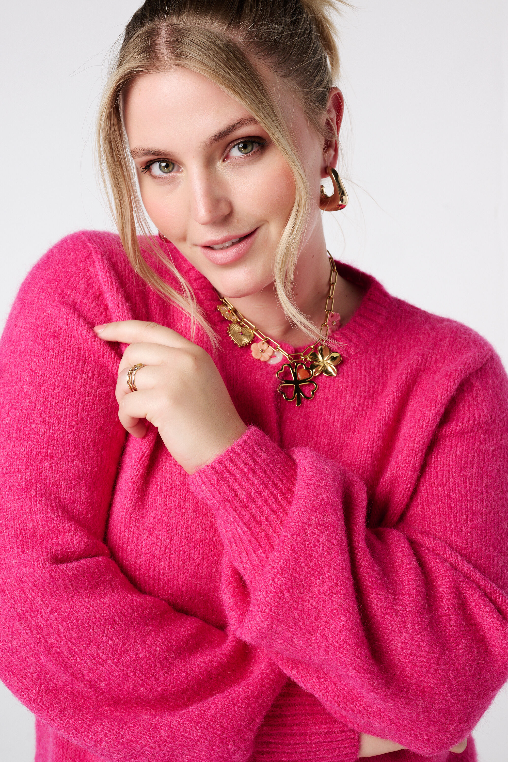 Cardigan en maille fine avec fermeture &agrave; boutons image number 4