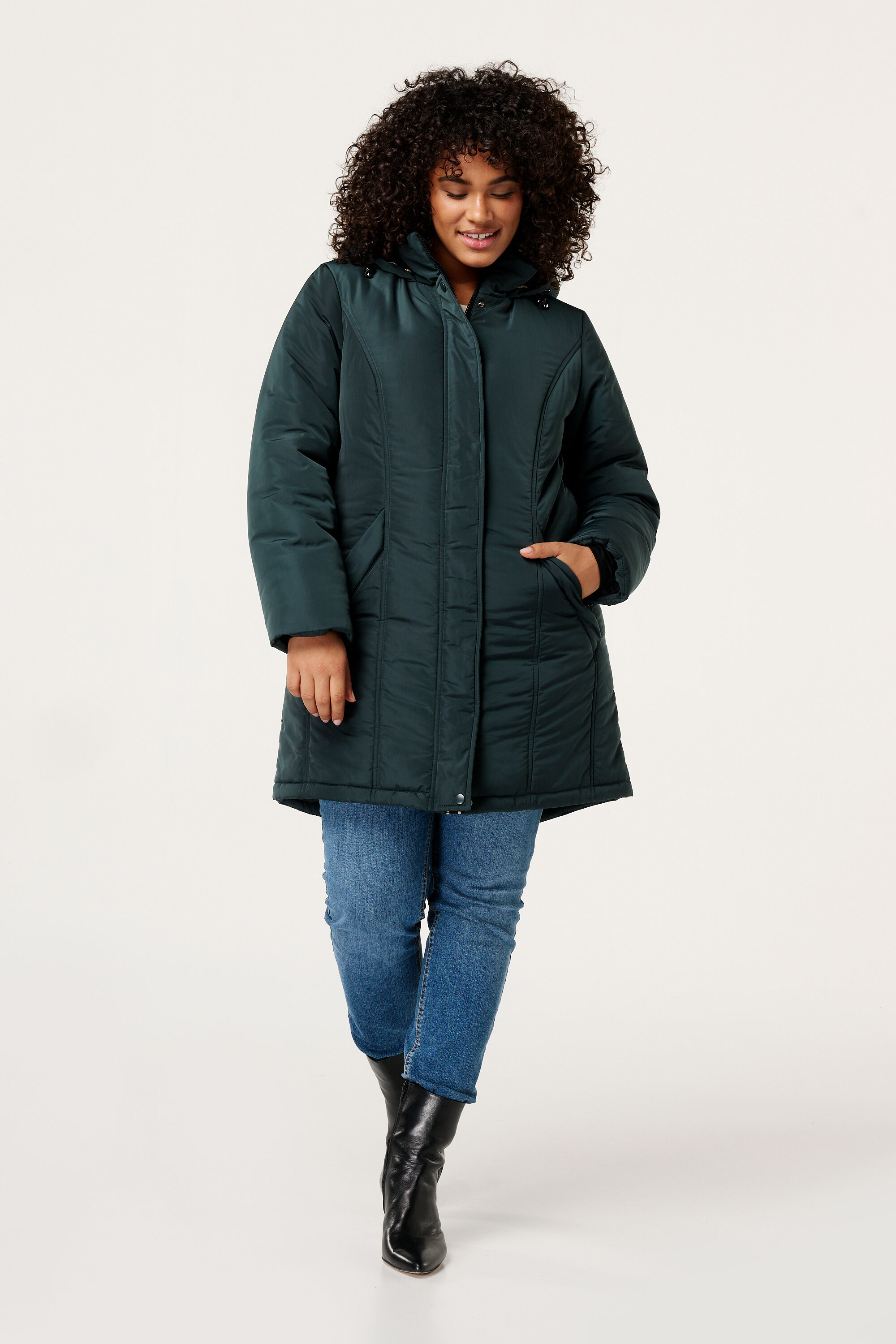 Parka l&eacute;g&egrave;rement matelass&eacute;e image number 5