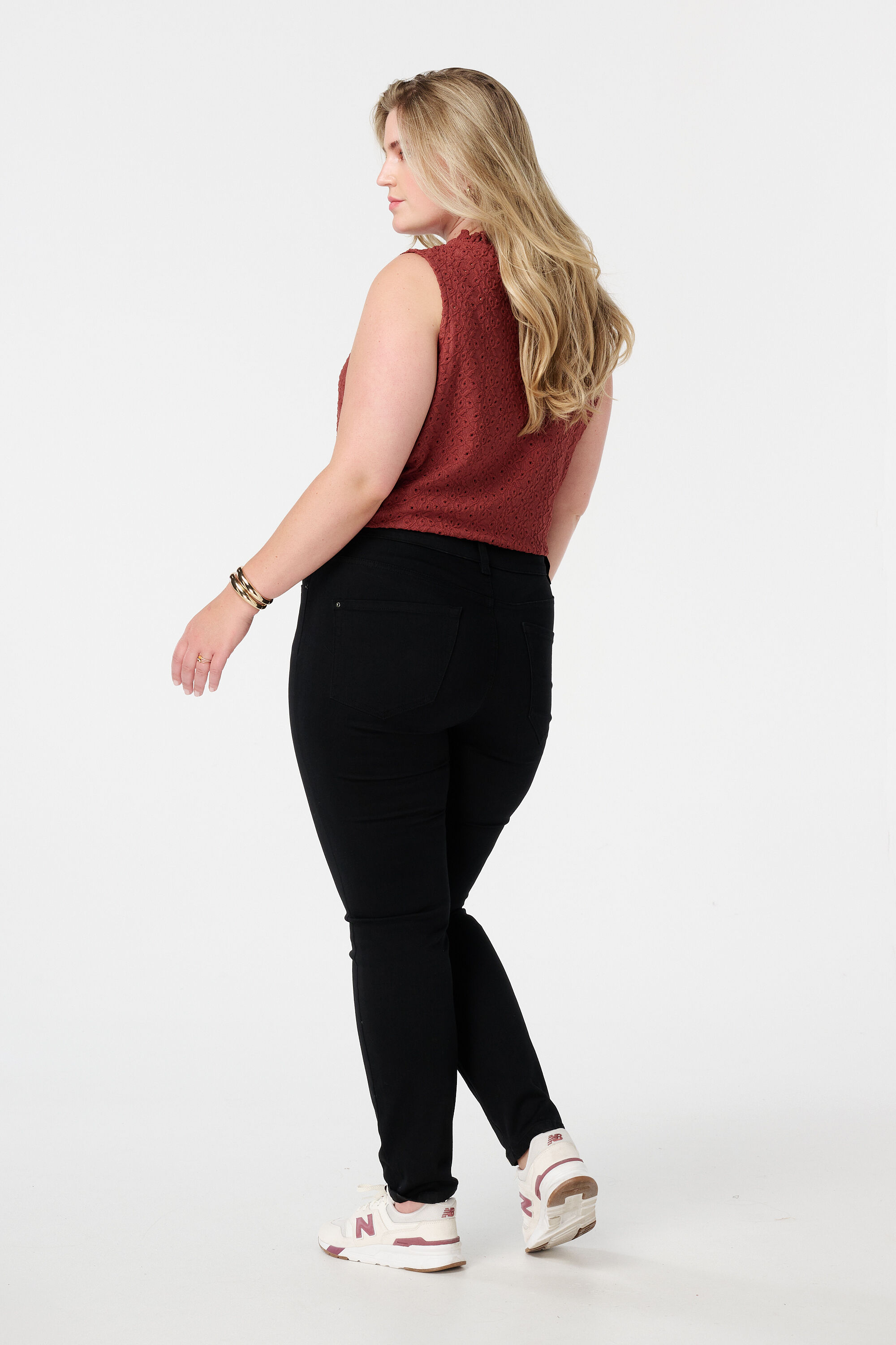 Jean slim IRIS image number 3