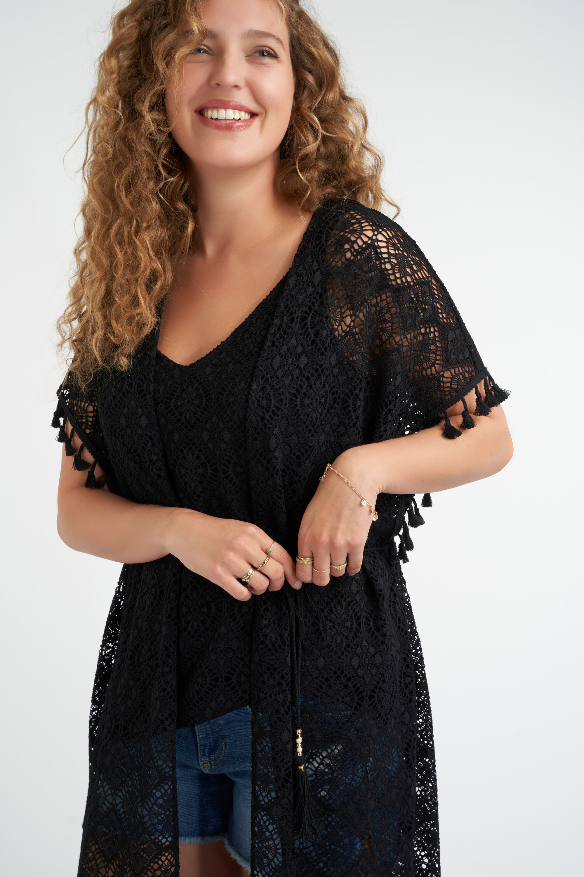 Long caftan en dentelle image number 5