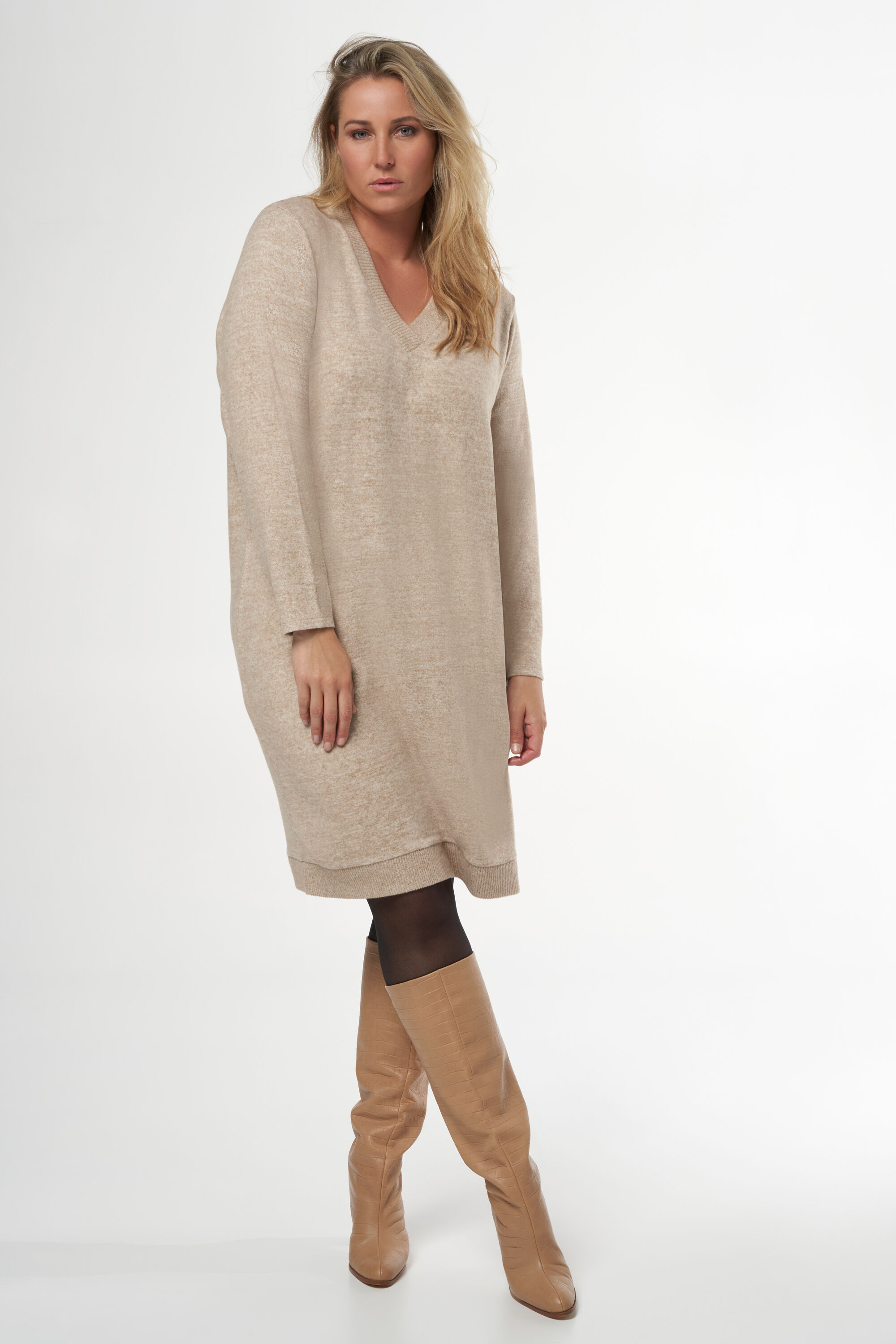 Robe ample en tissu doux image number 0