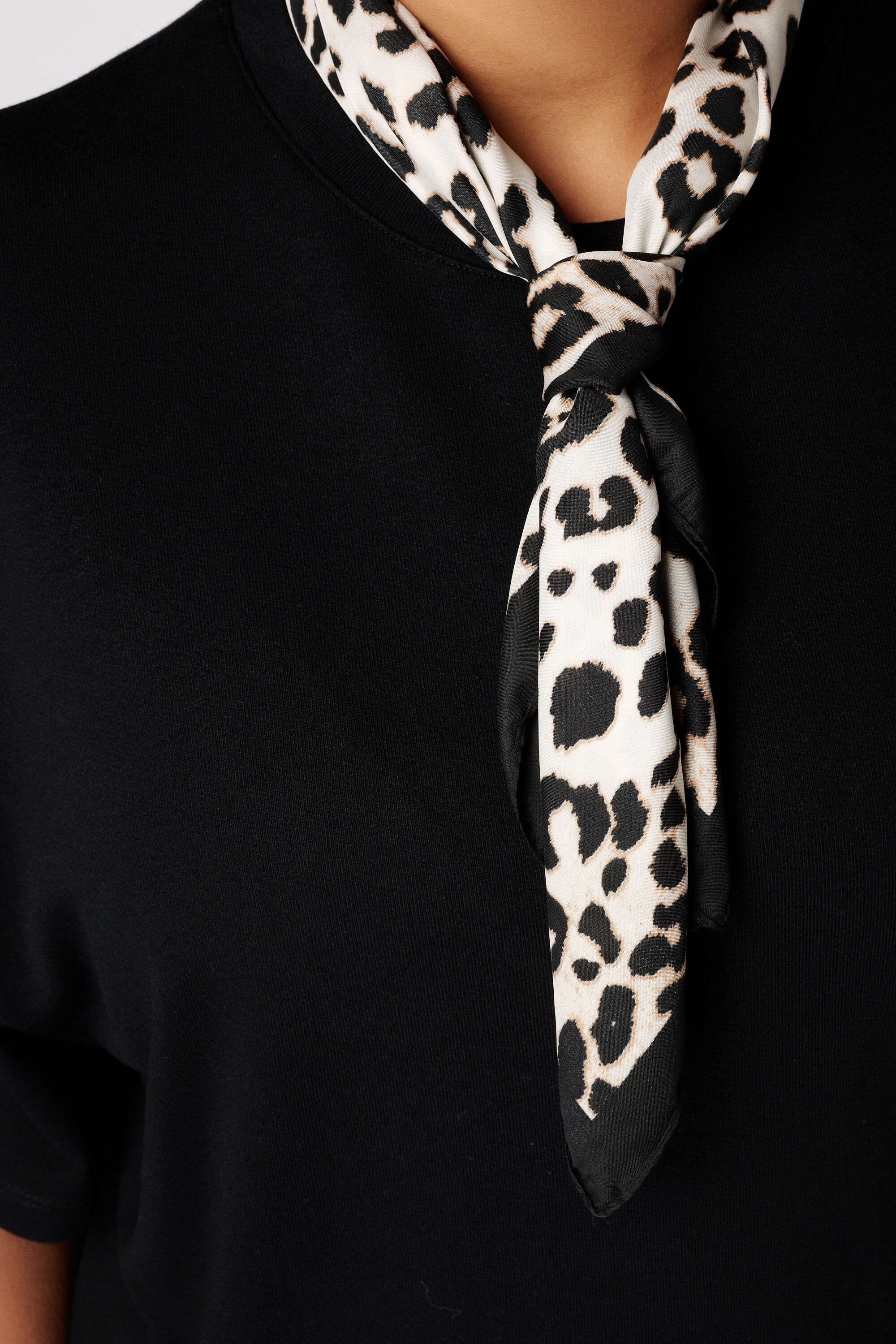 Foulard bandana image number 2