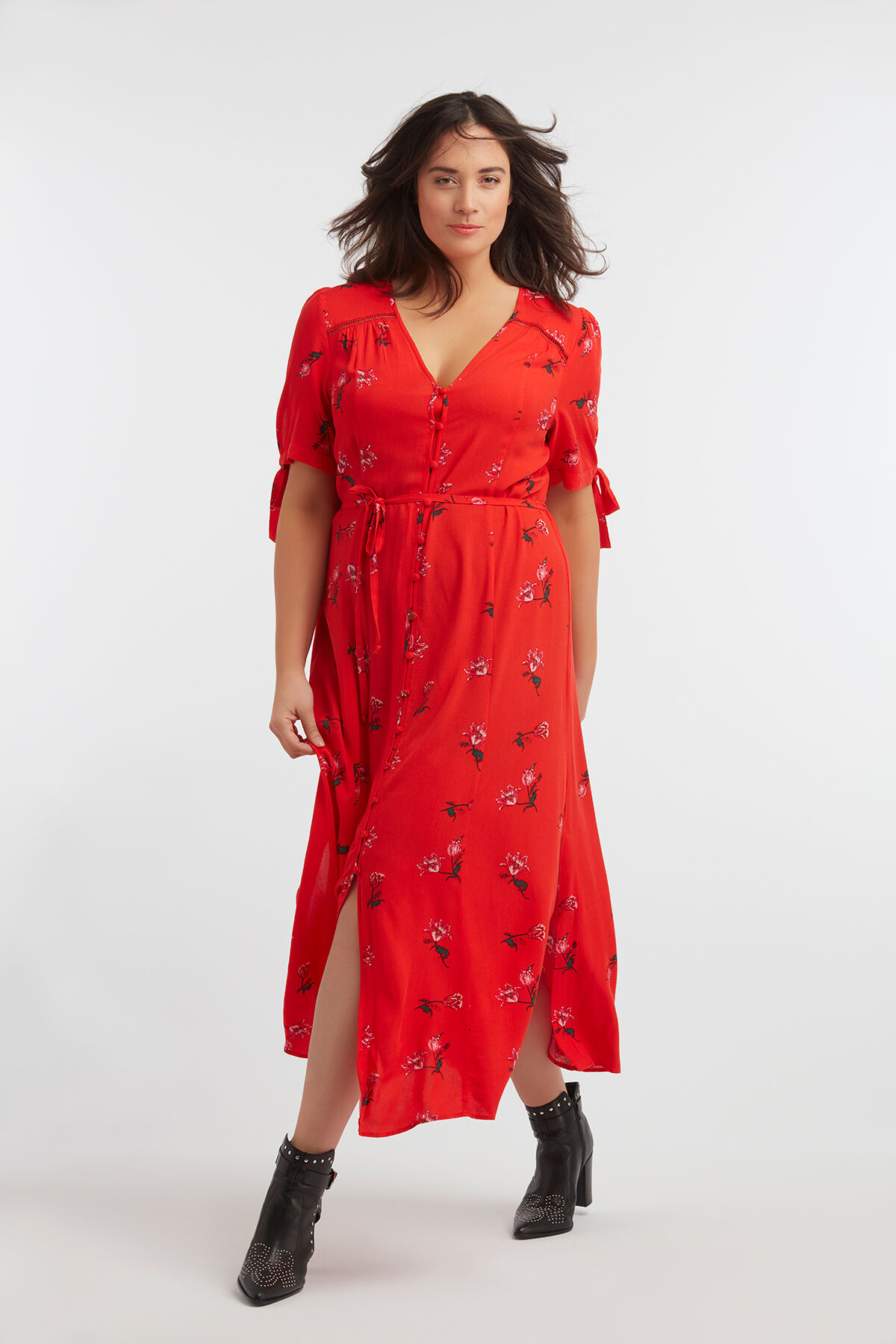 Robe fleurie boutonn&eacute;e image number 4