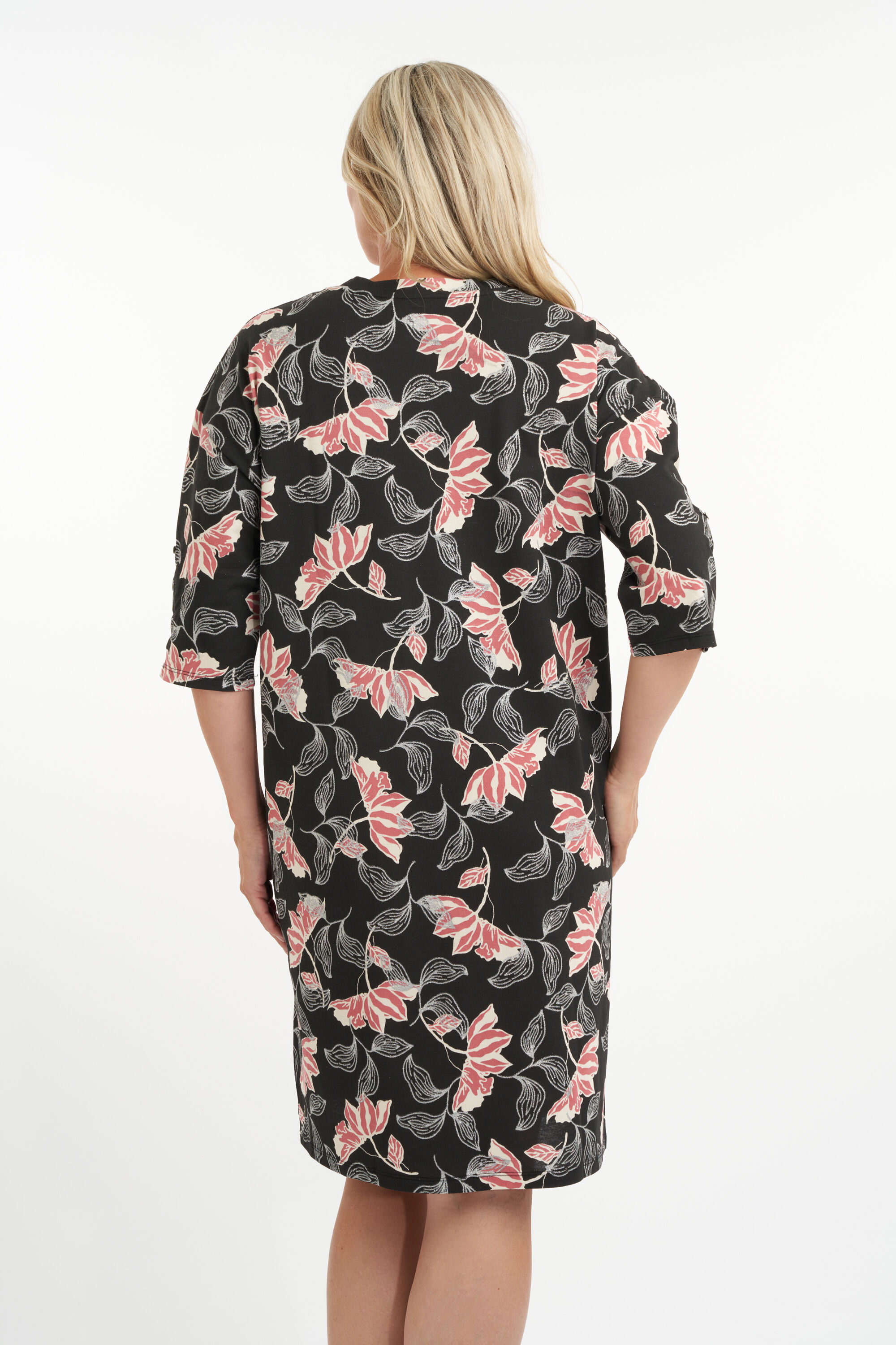 Robe d&eacute;contract&eacute;e avec imprim&eacute;  image number 3