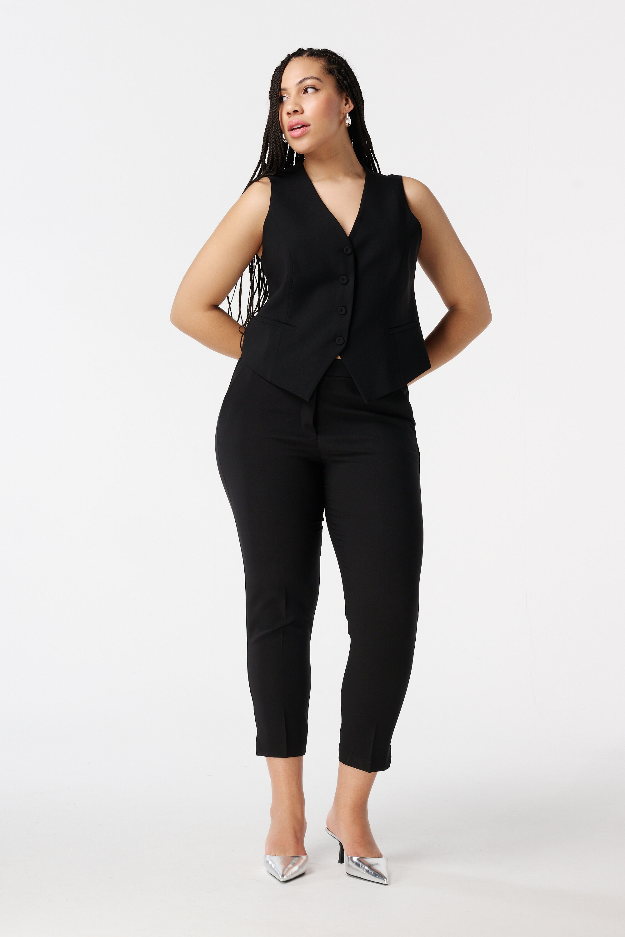 Gilet de costume avec fermeture boutonn&eacute;e image number 5