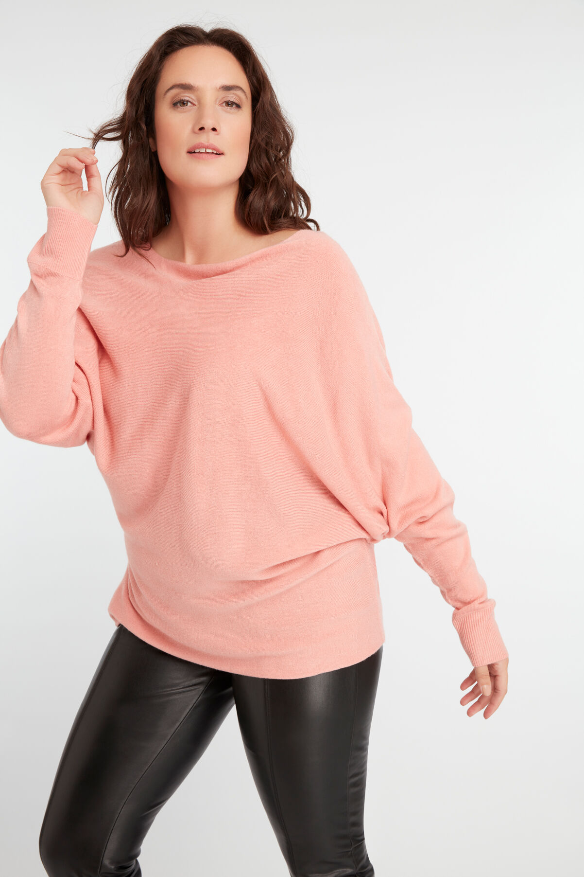 Pull-over &agrave; manches chauve-souris image number 3