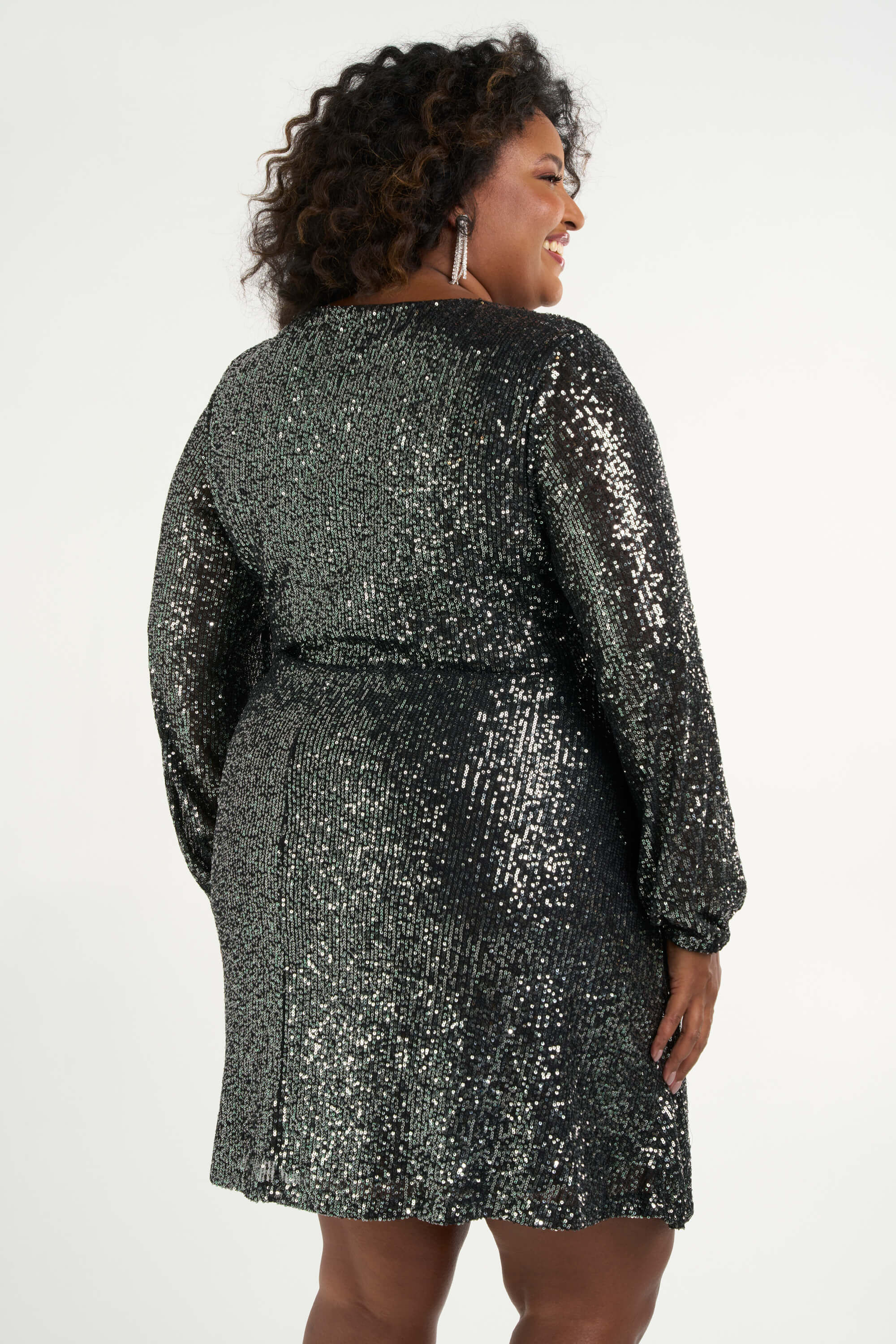 Robe portefeuille &agrave; paillettes  image number 4