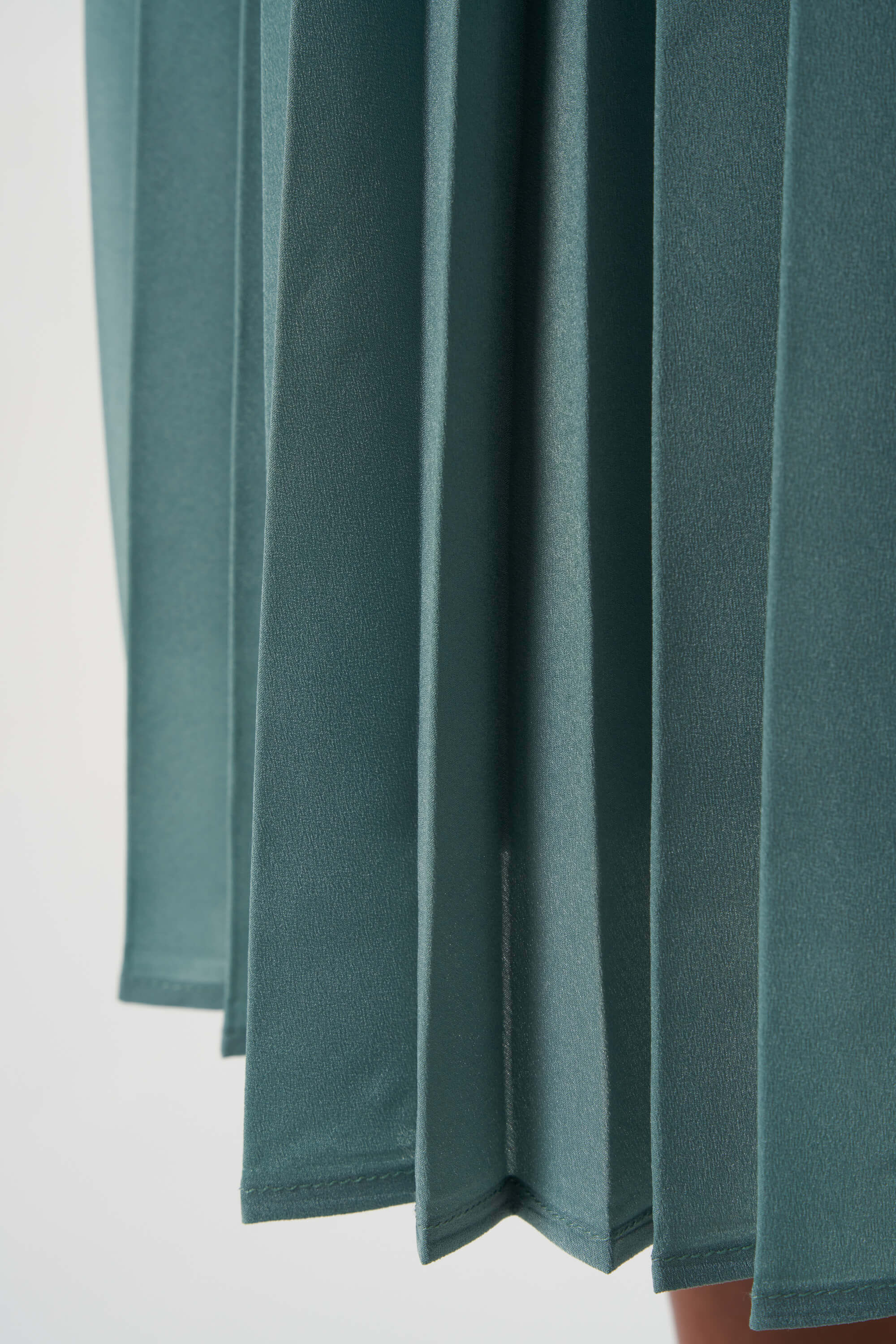 Jupe midi pliss&eacute;e image number 5