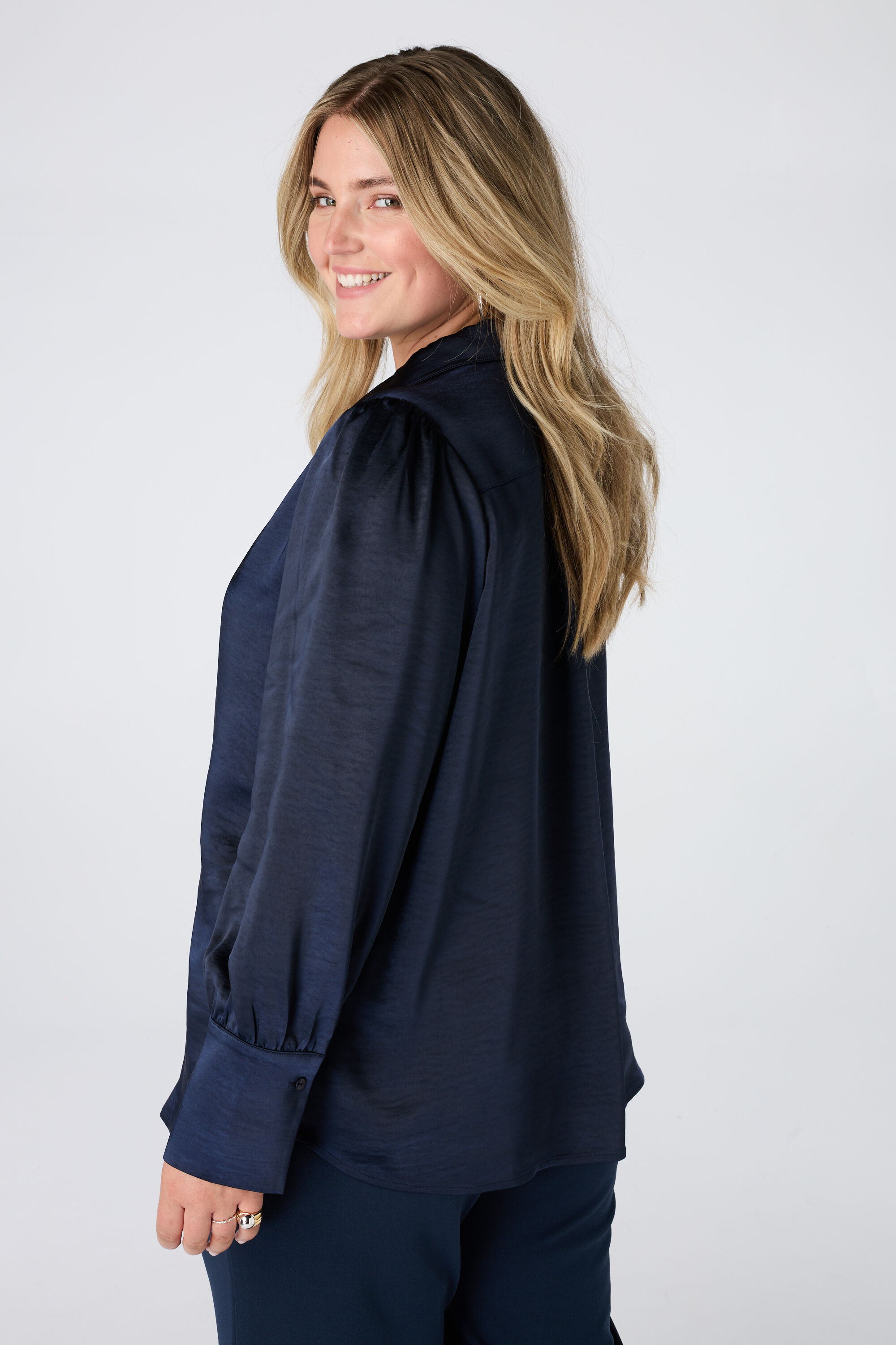 Blouse aspect satin image number 3