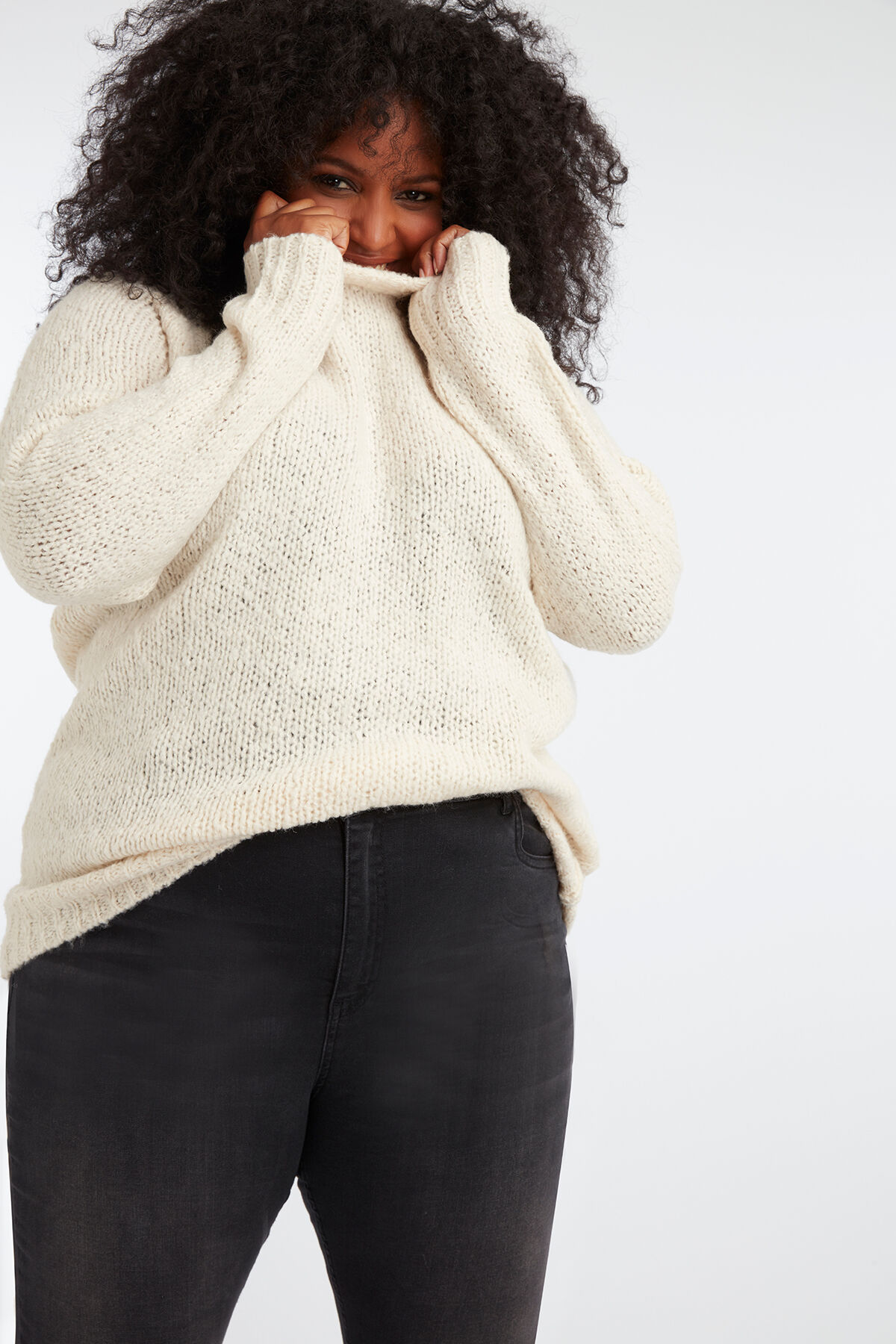 Pull-over &agrave; col rond image number 4