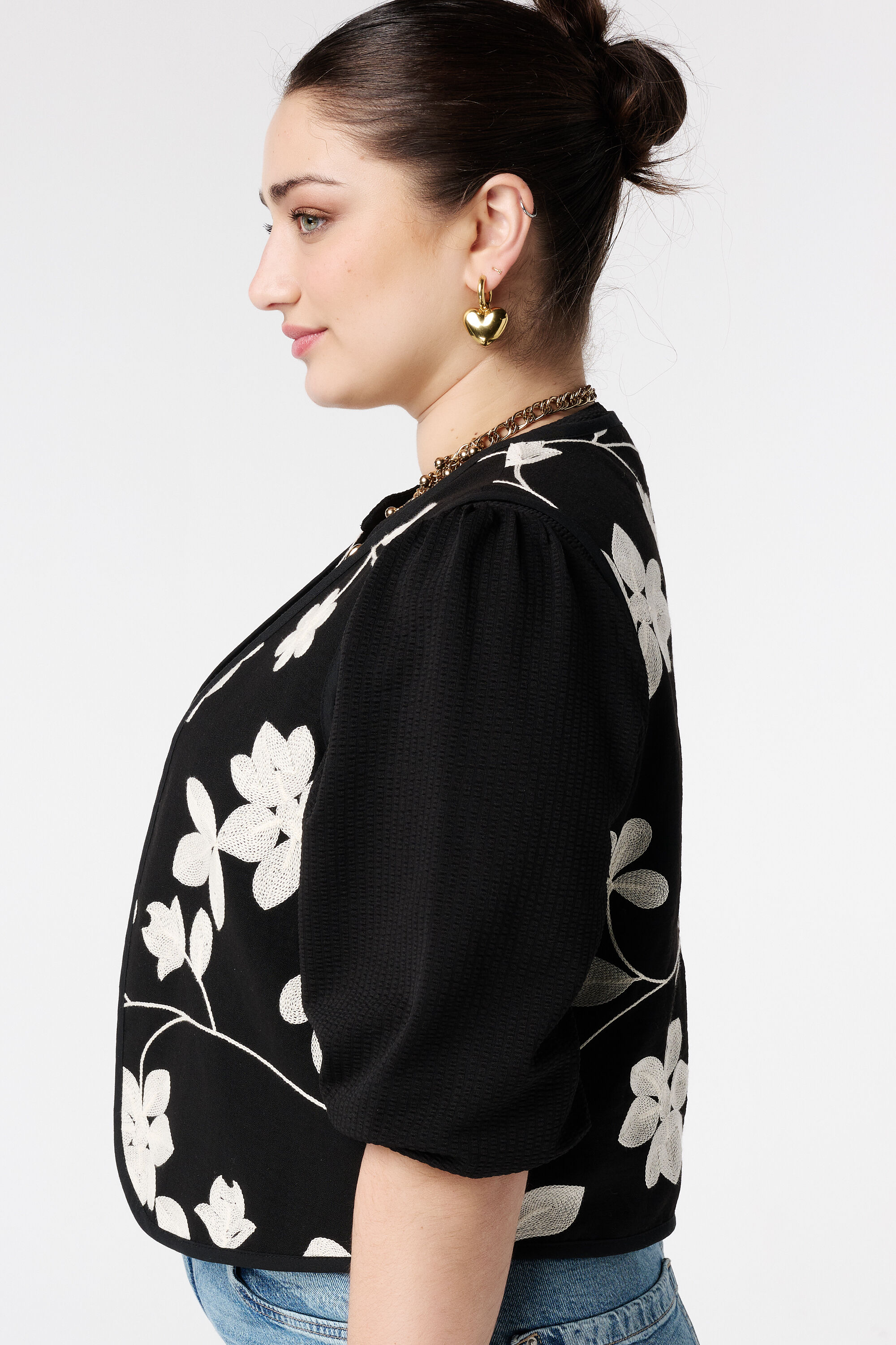 Gilet avec broderie image number 4