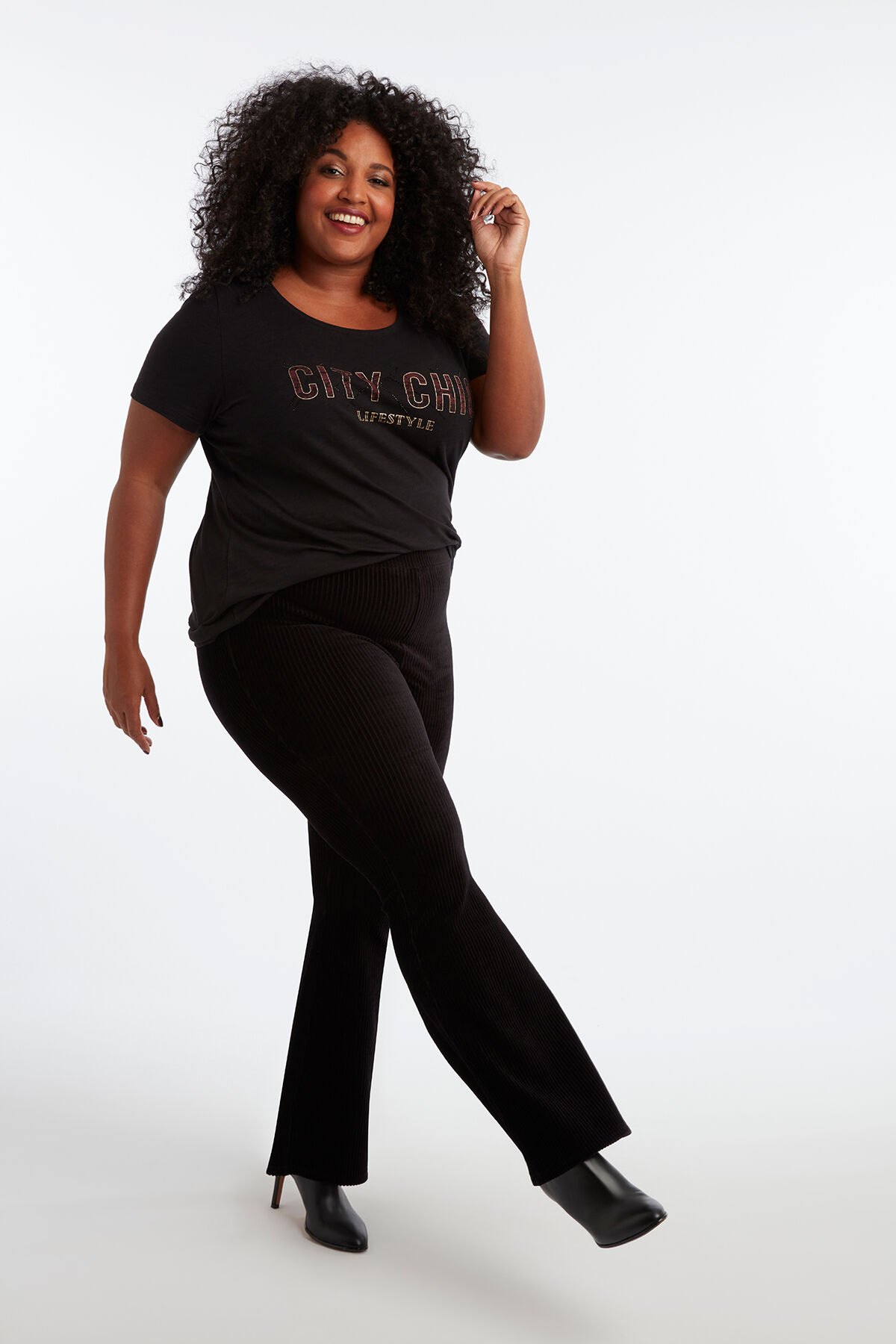 T-shirt avec texte imprim&eacute; image number 4