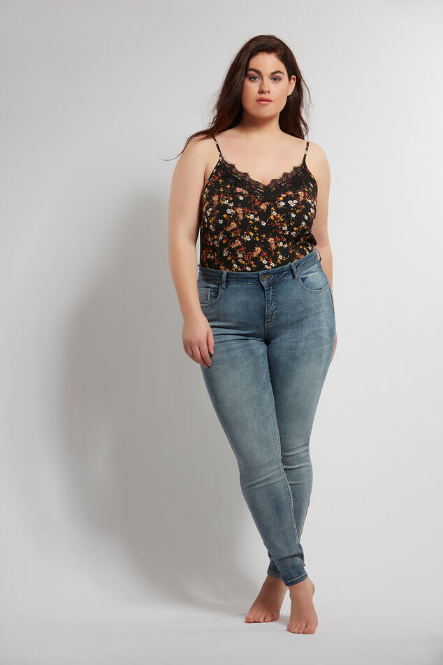 Chemisier sans manches en dentelle image number 3