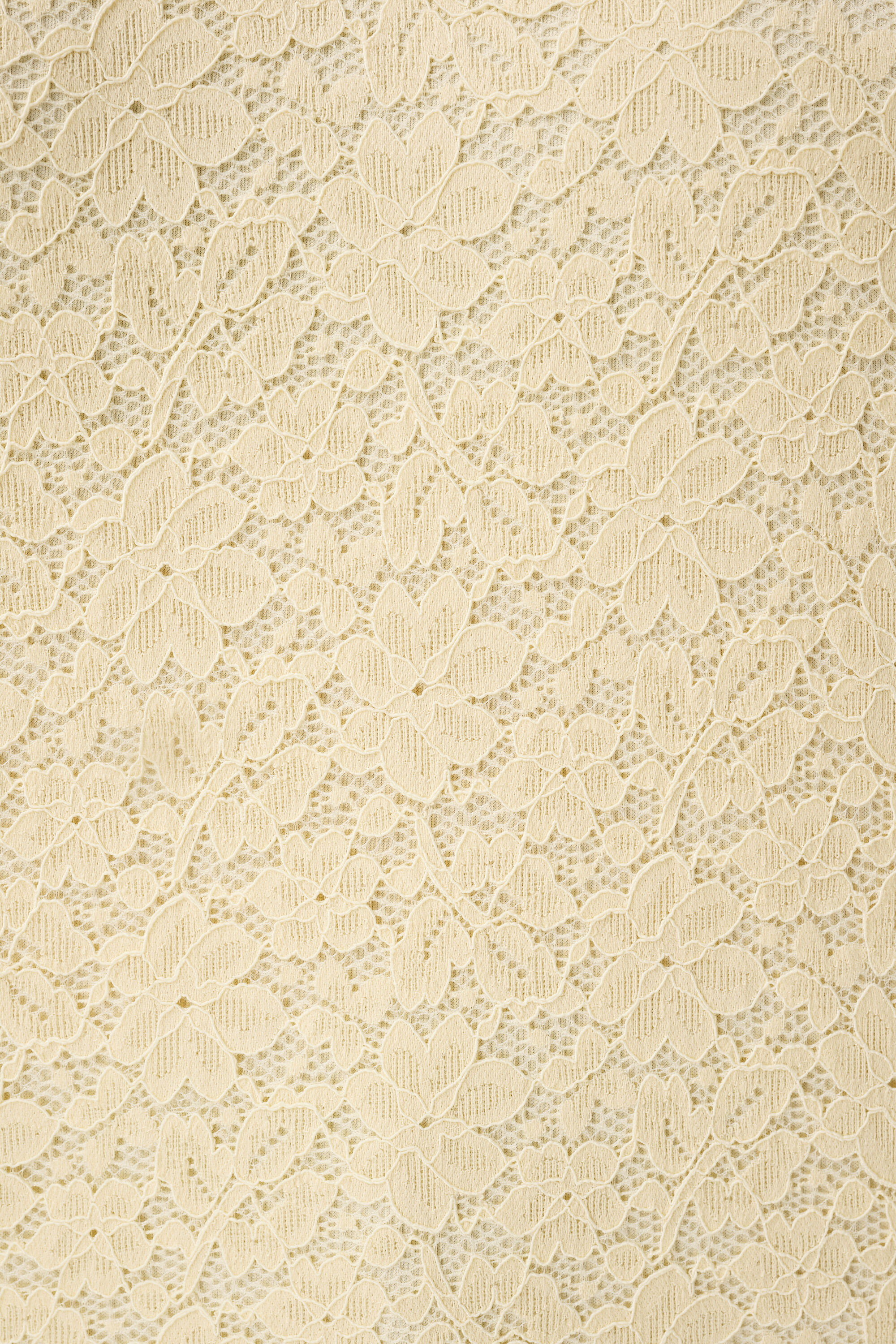 Top en dentelle image number 6