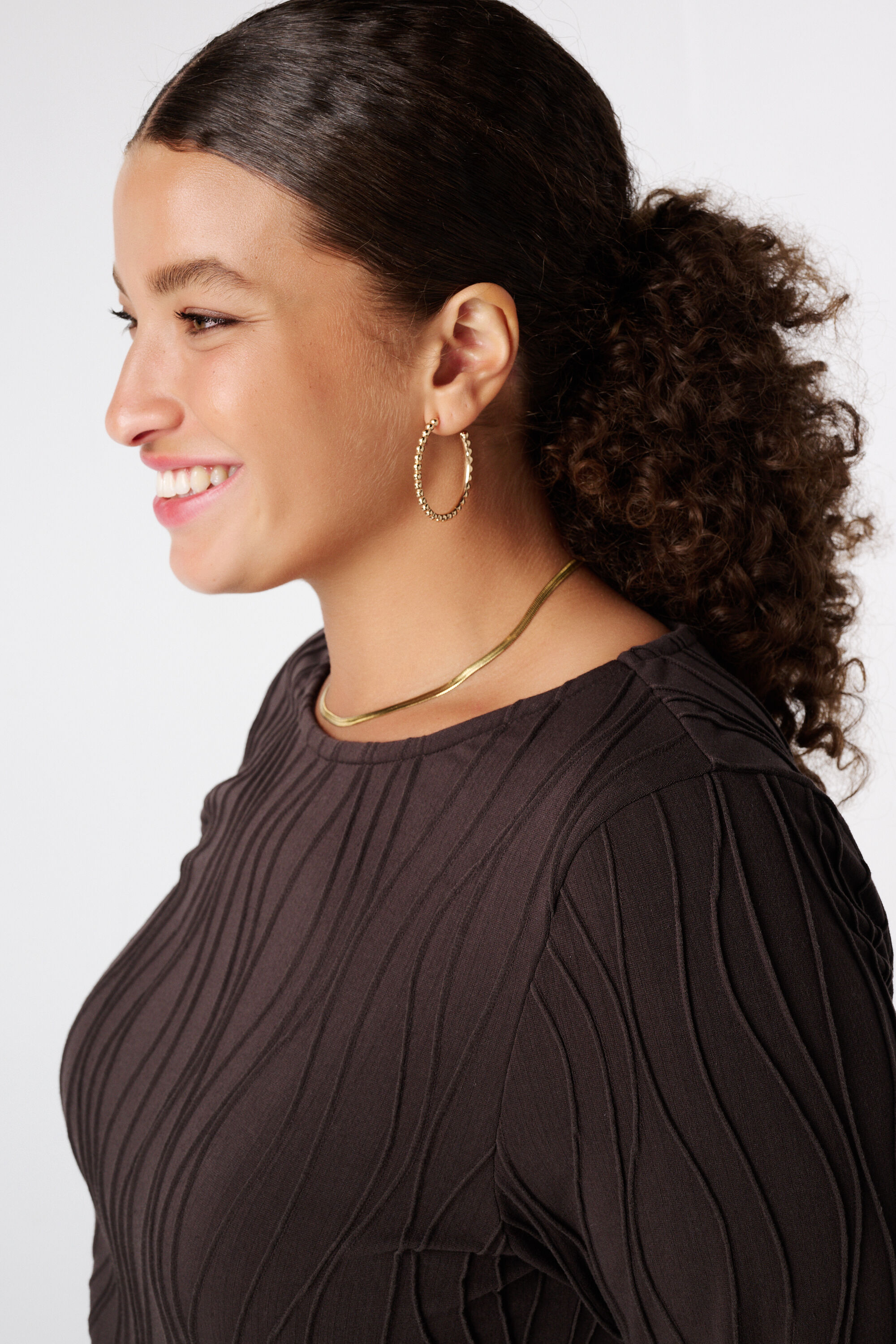 T-shirt ajust&eacute; &agrave; manches longues image number 4