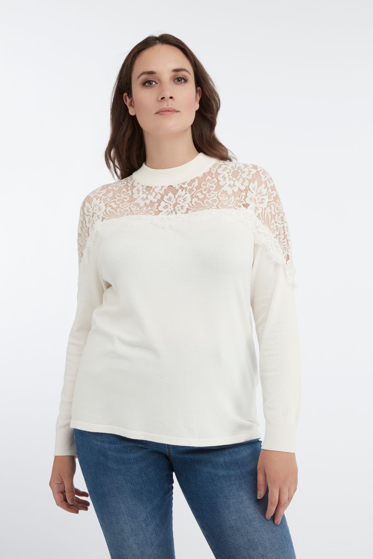 Pull avec dentelle image number 0