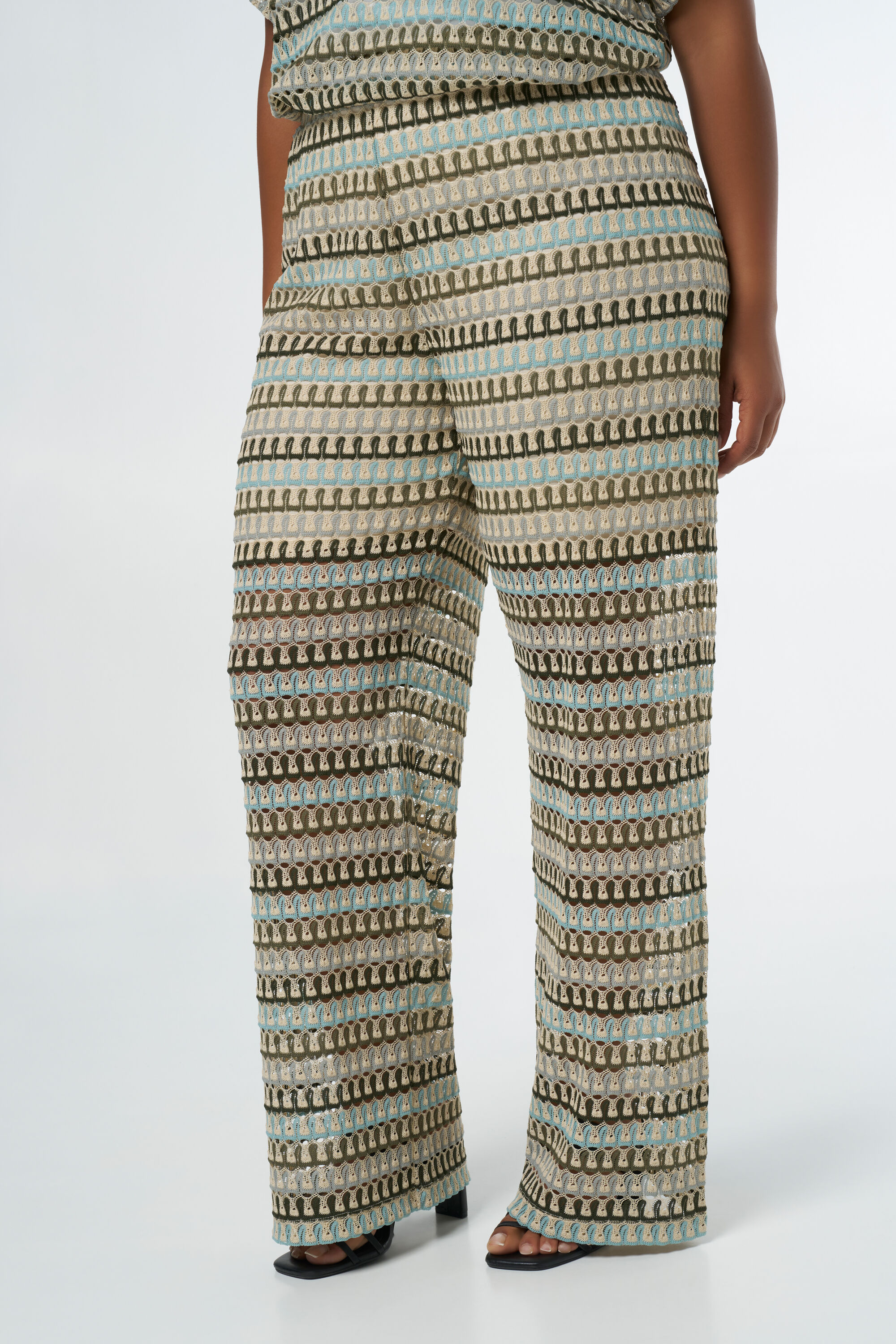 Pantalon crochet&eacute; image number 5