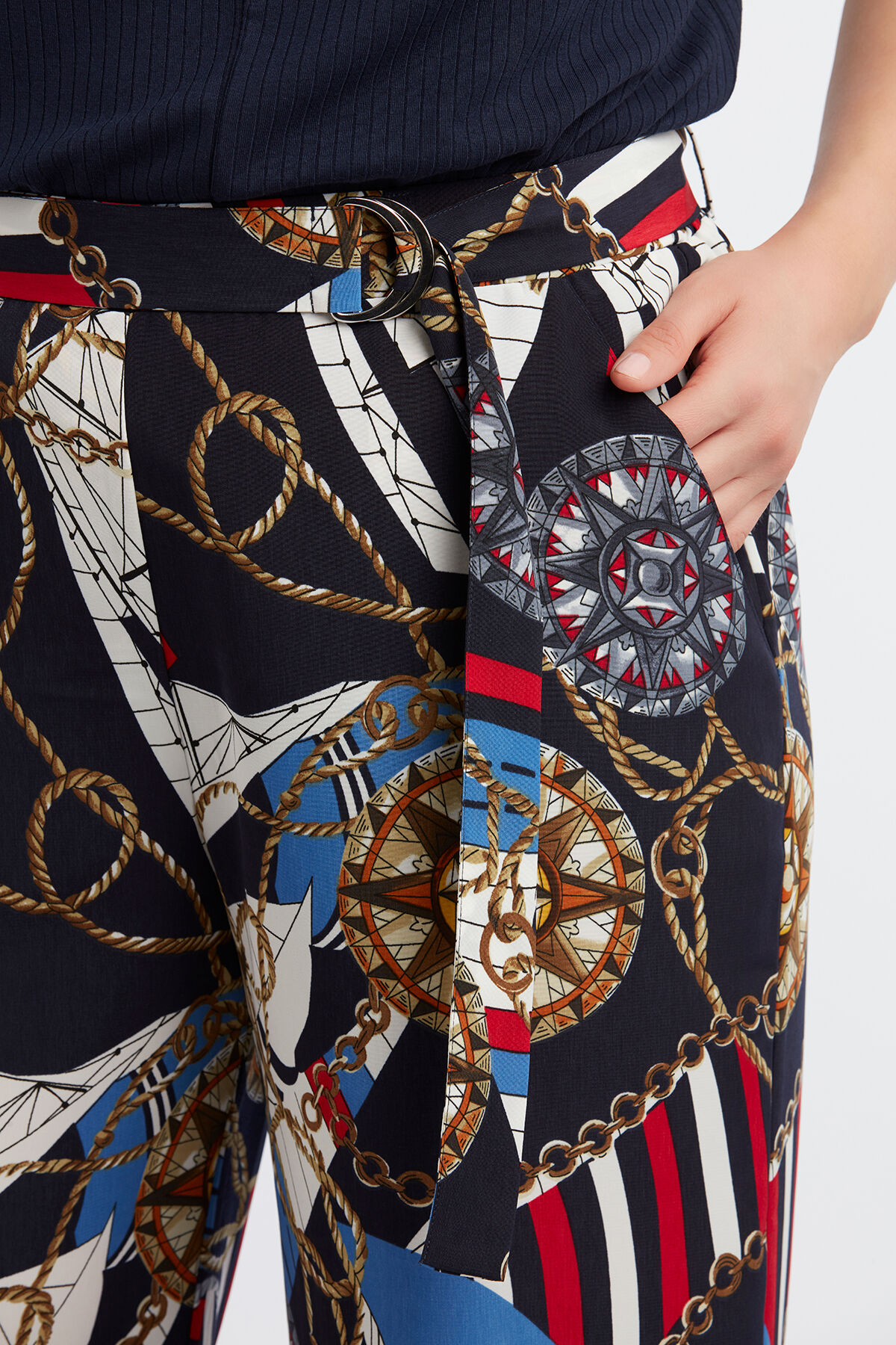 Pantalons amples &agrave; imprim&eacute; image number 5