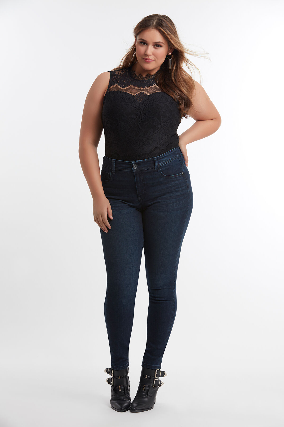 Body en dentelle image number 6