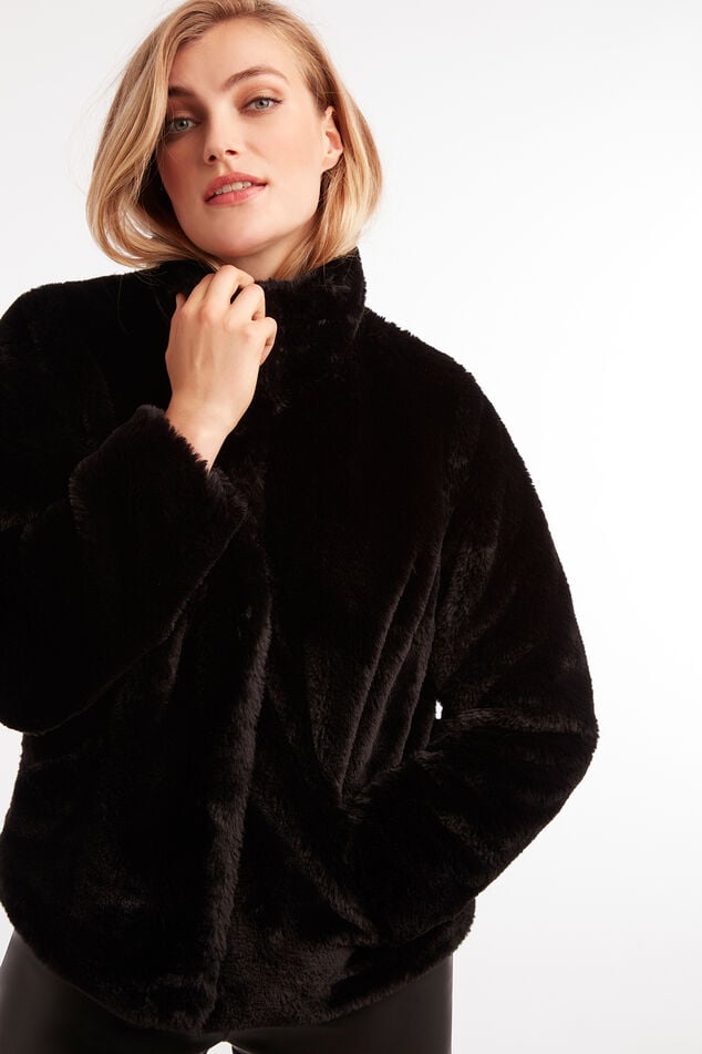 Manteau en fausse fourrure image number 0