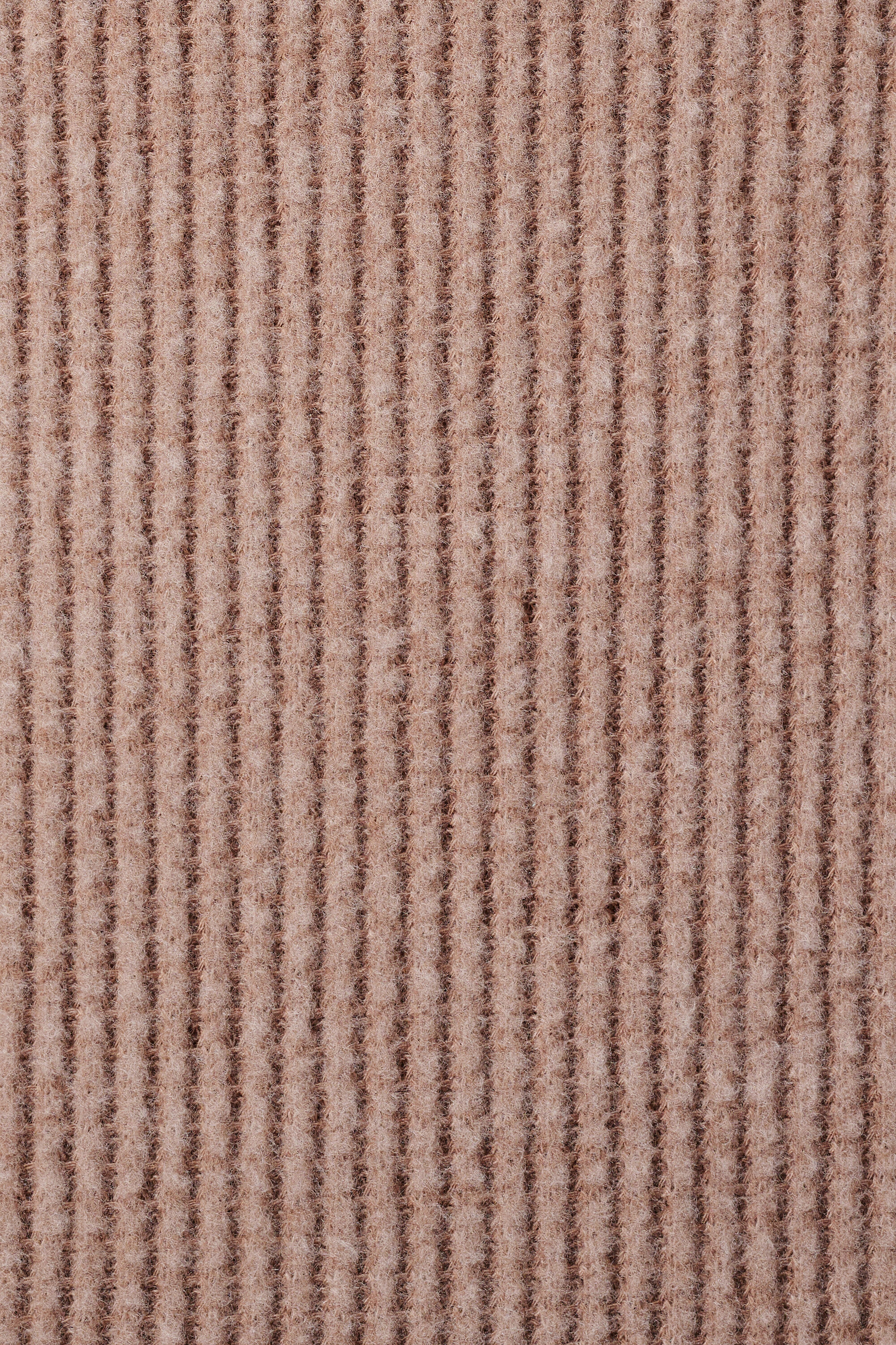 Pull finement tricot&eacute; image number 6