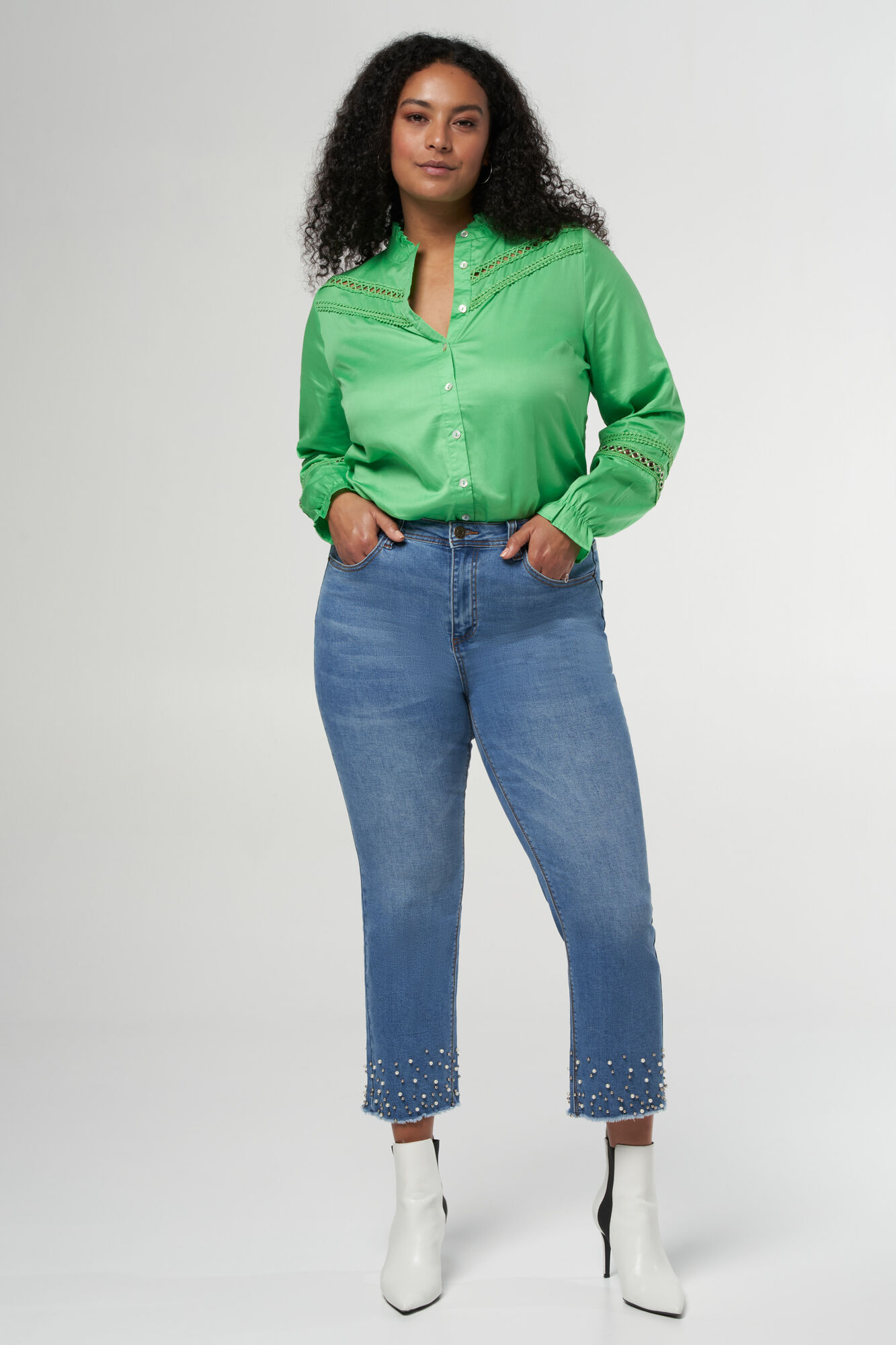 Jean droit avec perles image number 6