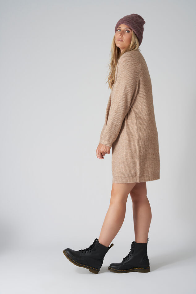 Pull long en maille image number 0