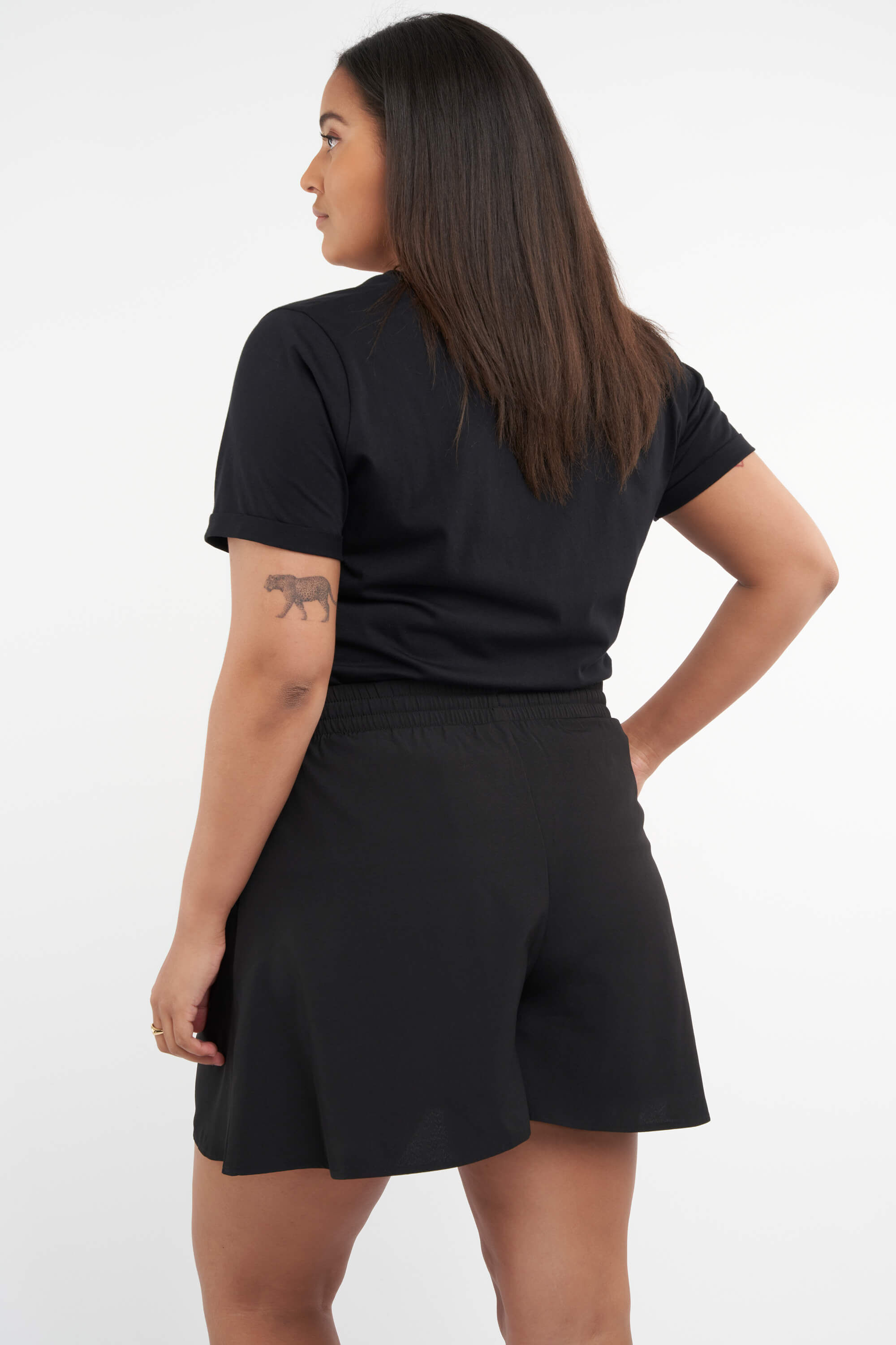 Short fluide image number 3