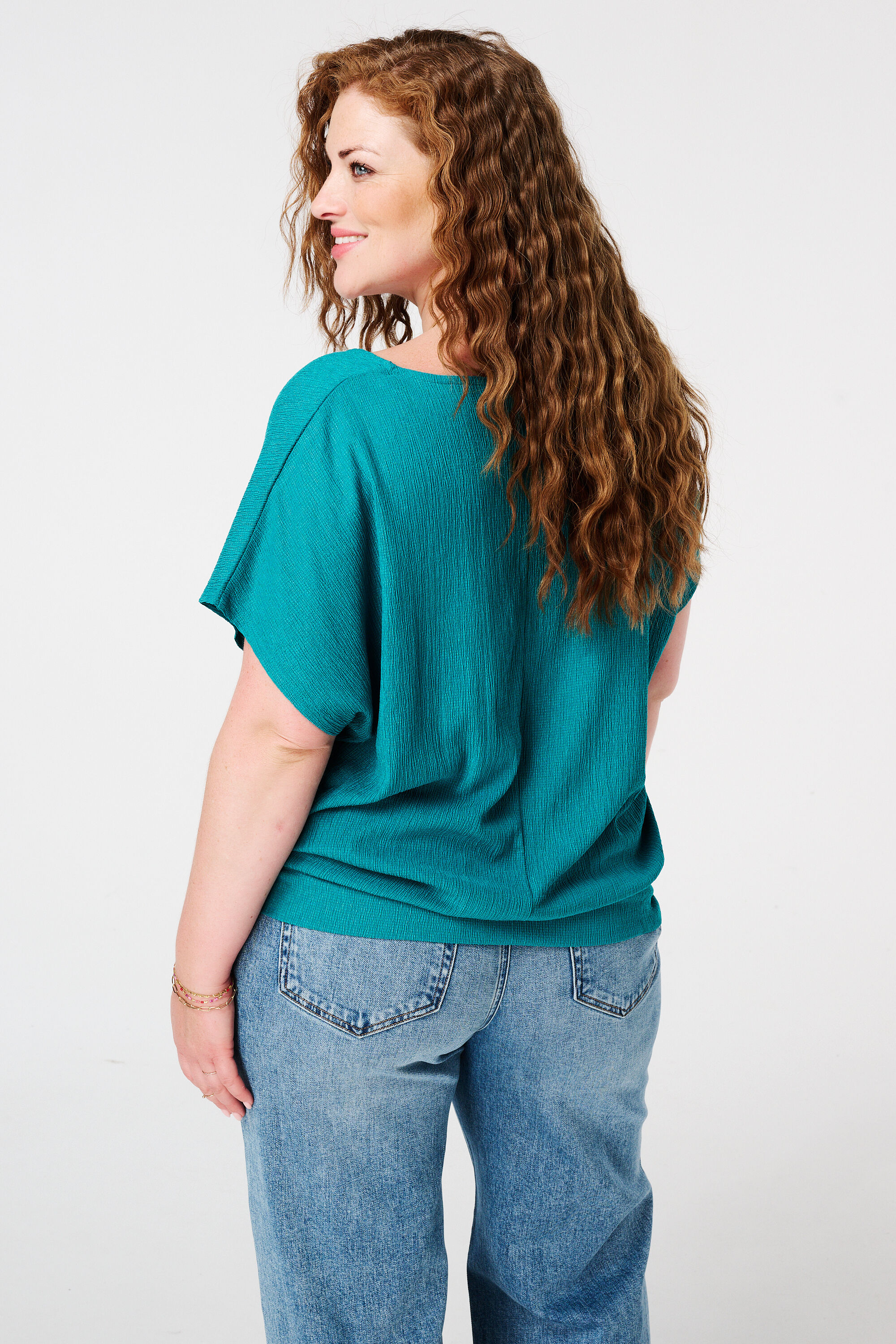 Haut textur&eacute; avec mancherons image number 3