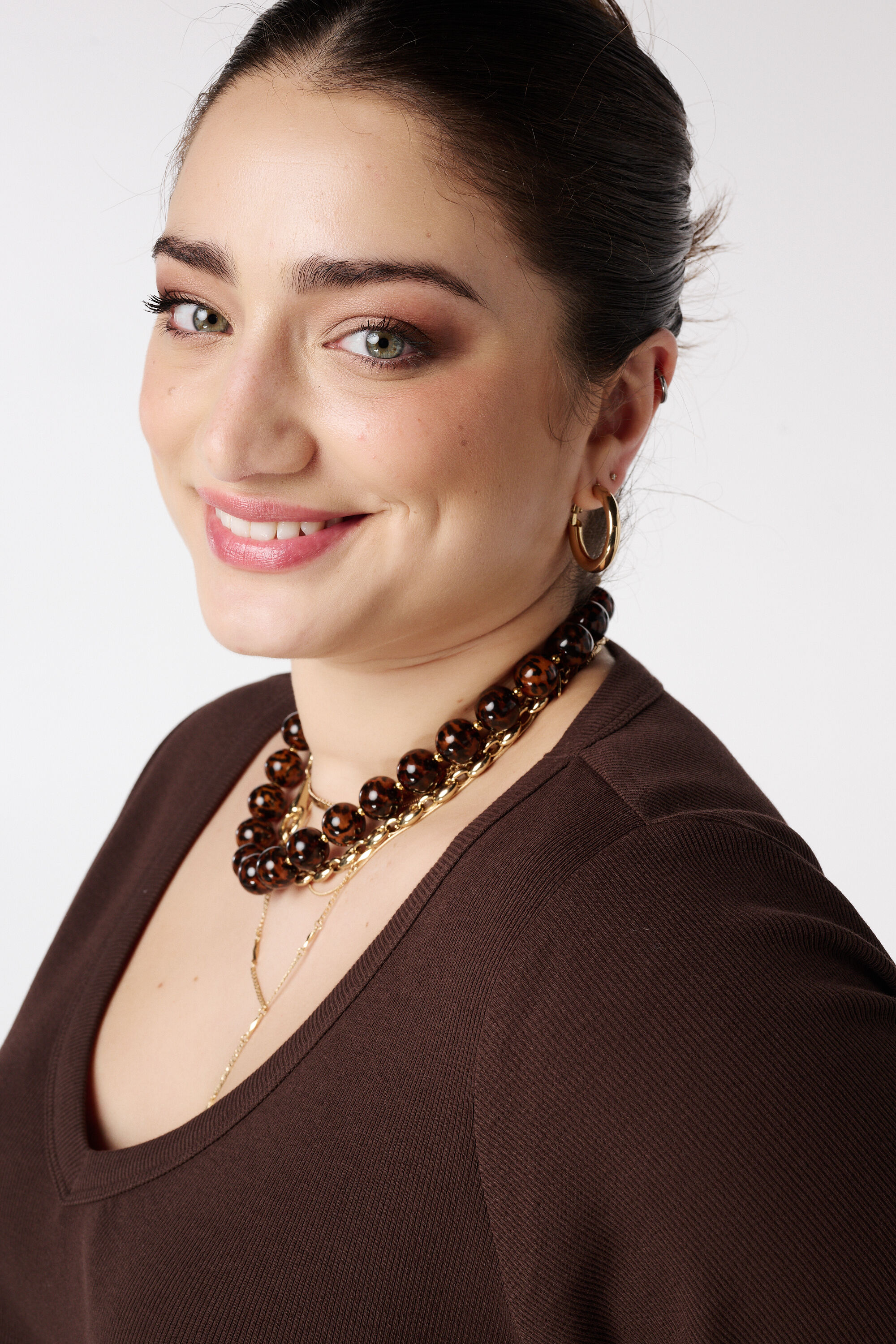 Top en maille c&ocirc;tel&eacute;e avec col en V image number 4