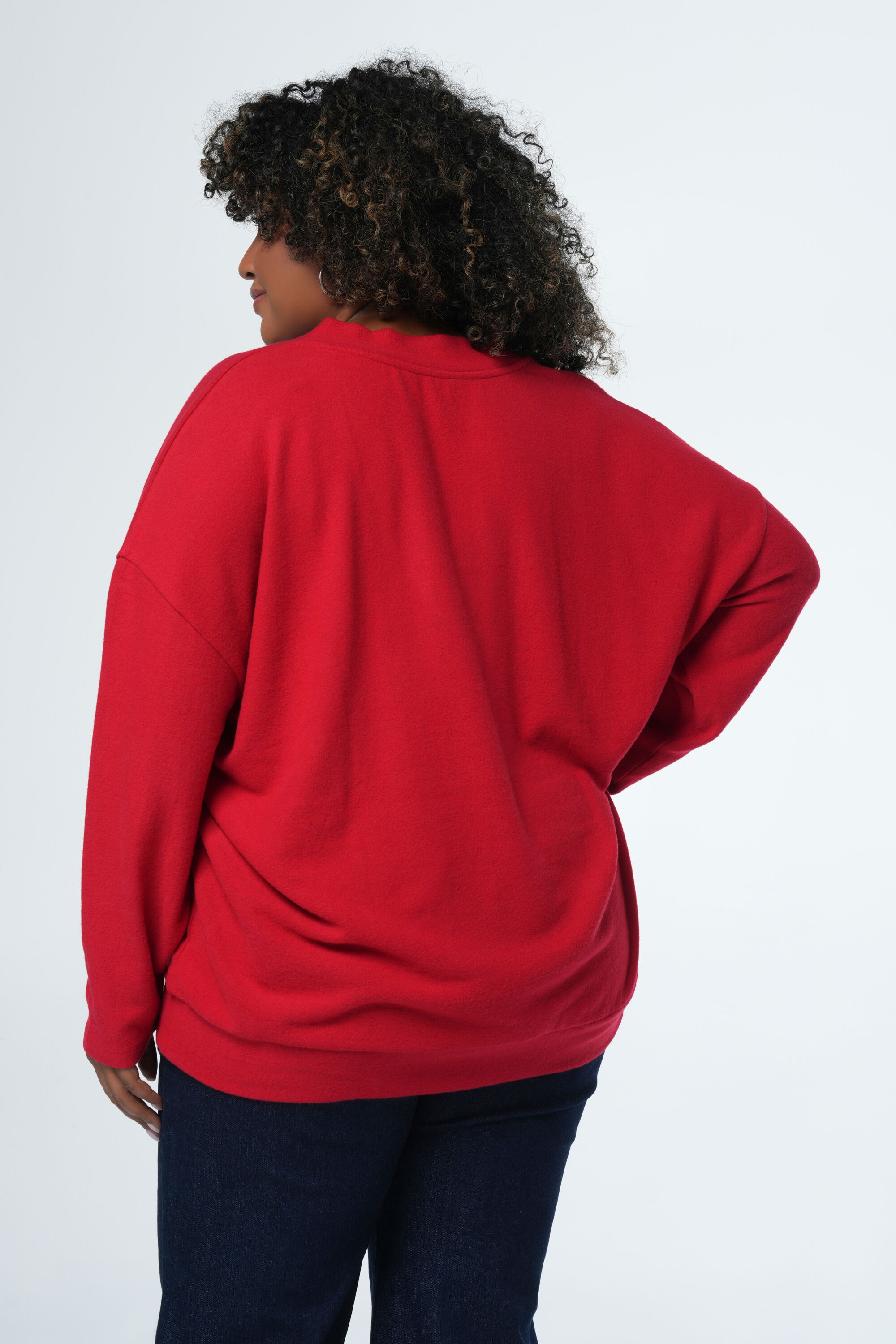 Top ample image number 3