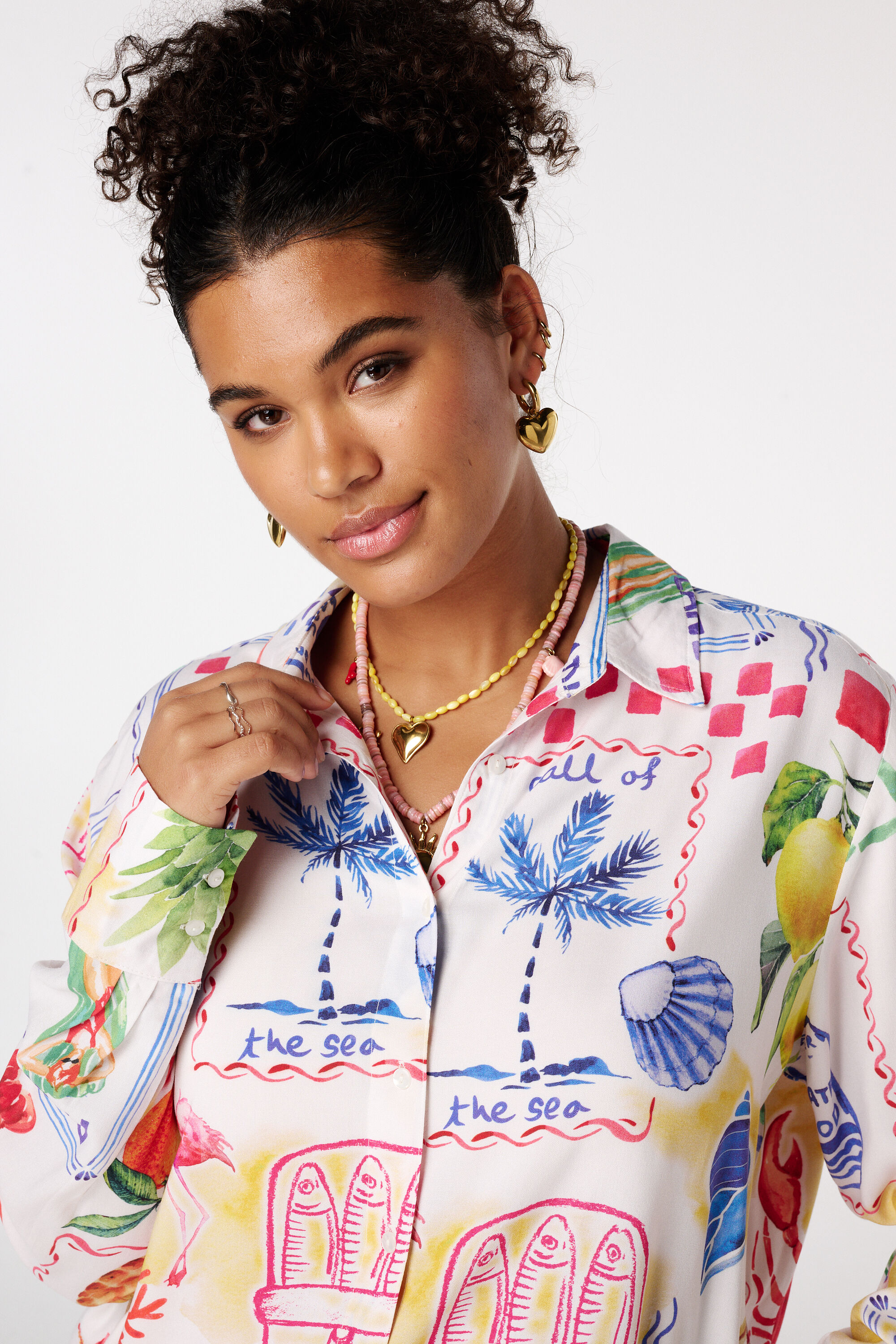 Blouse avec imprim&eacute; tropical image number 4