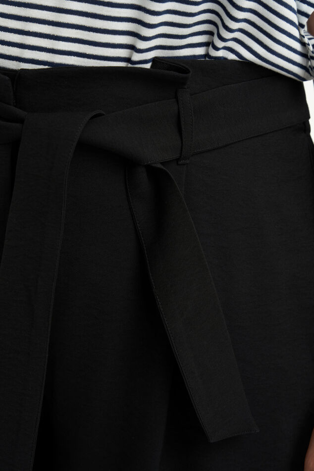 Shorts avec ceinture image number 6