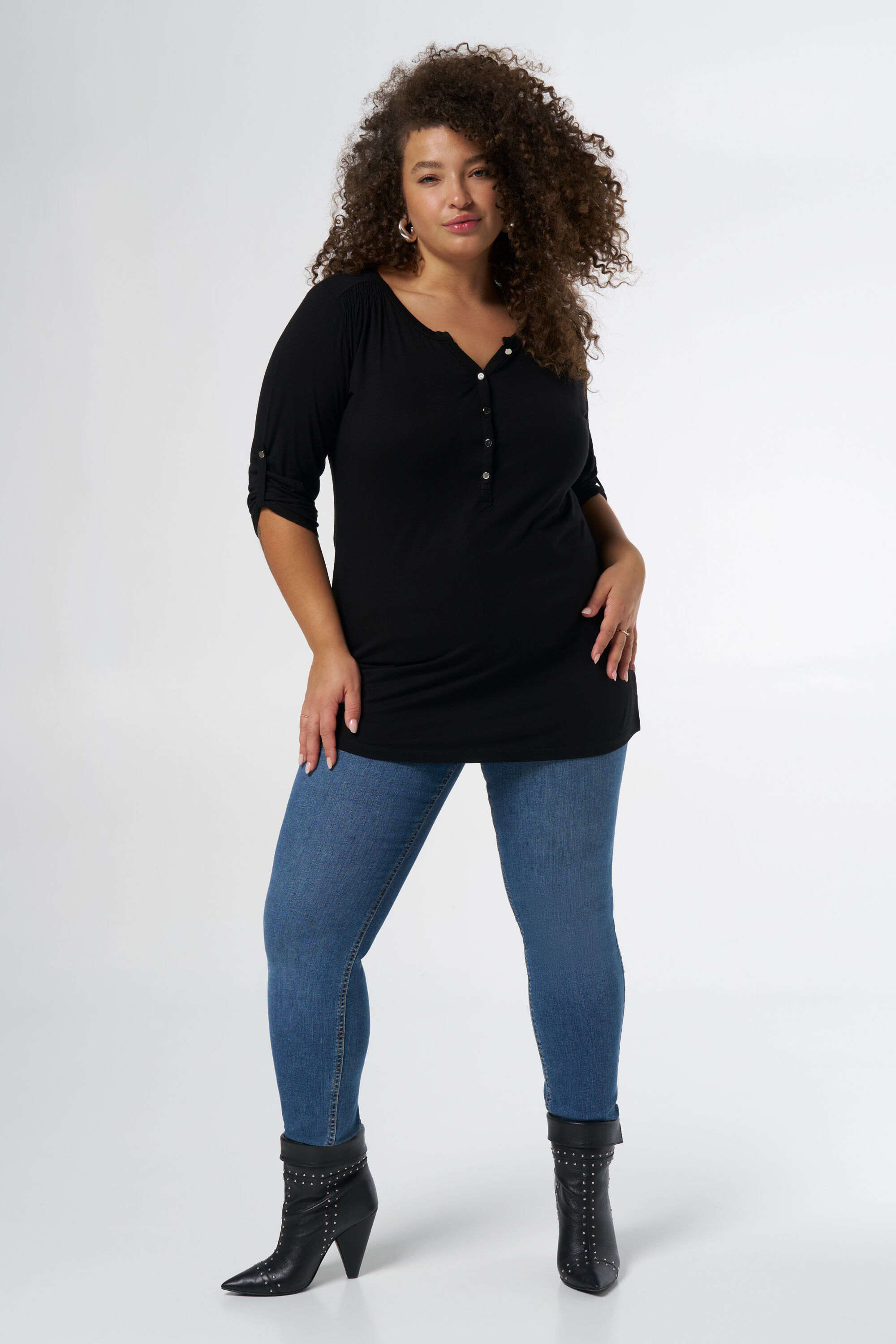 Haut  image number 6