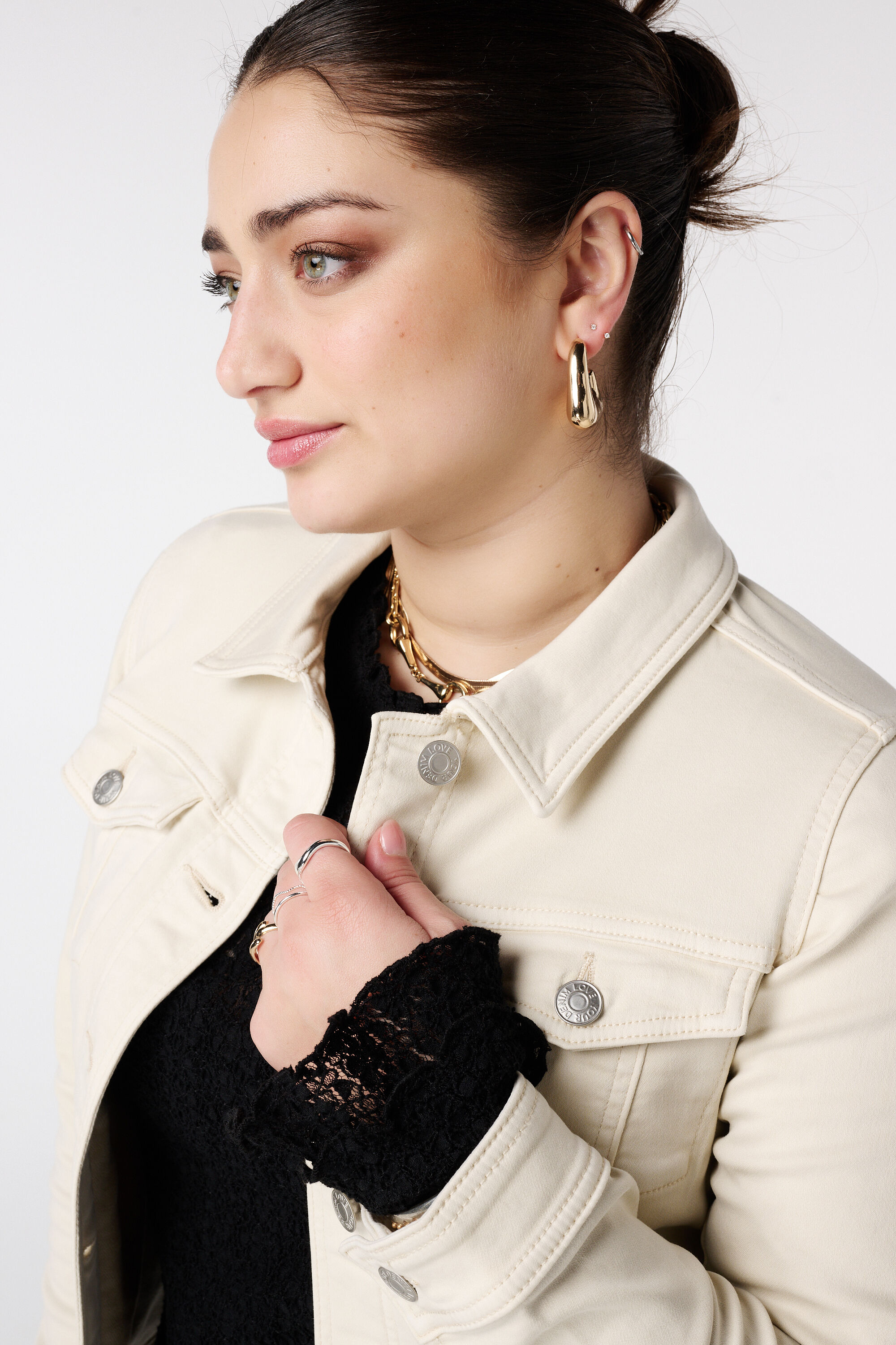 Veste en jean avec fermeture &agrave; boutons image number 4