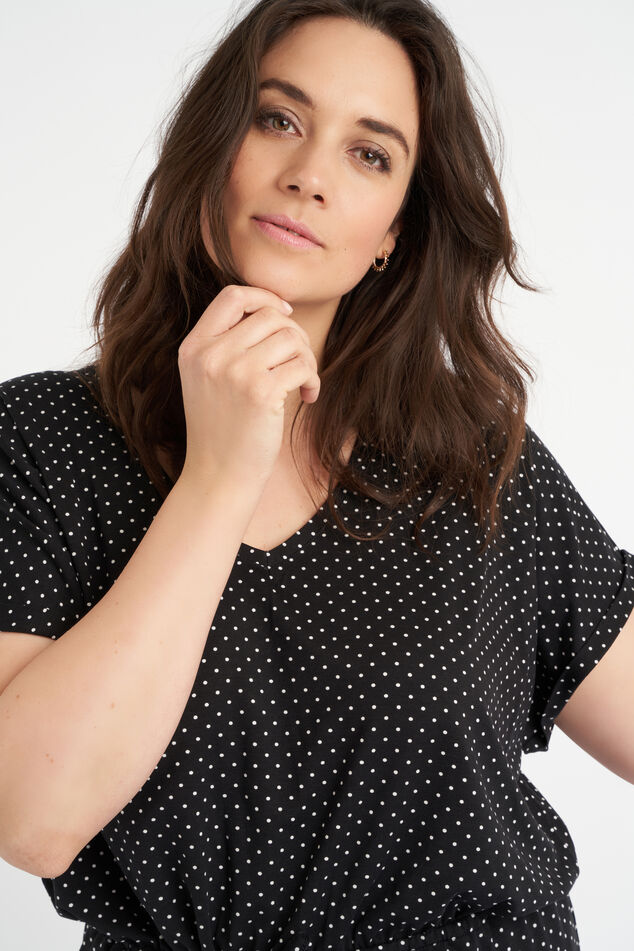 Tunique décorée en dentelle image number 5