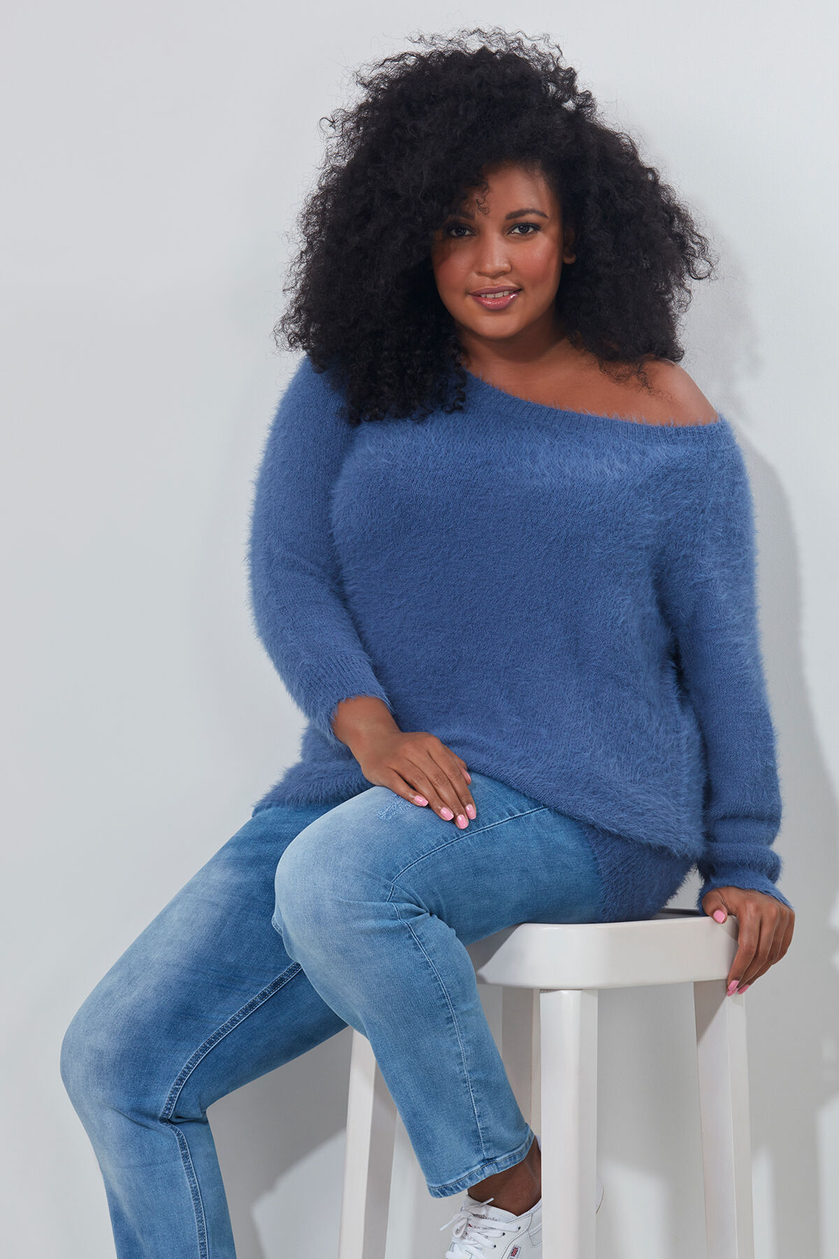 Pull-over &agrave; poils longs image number 3