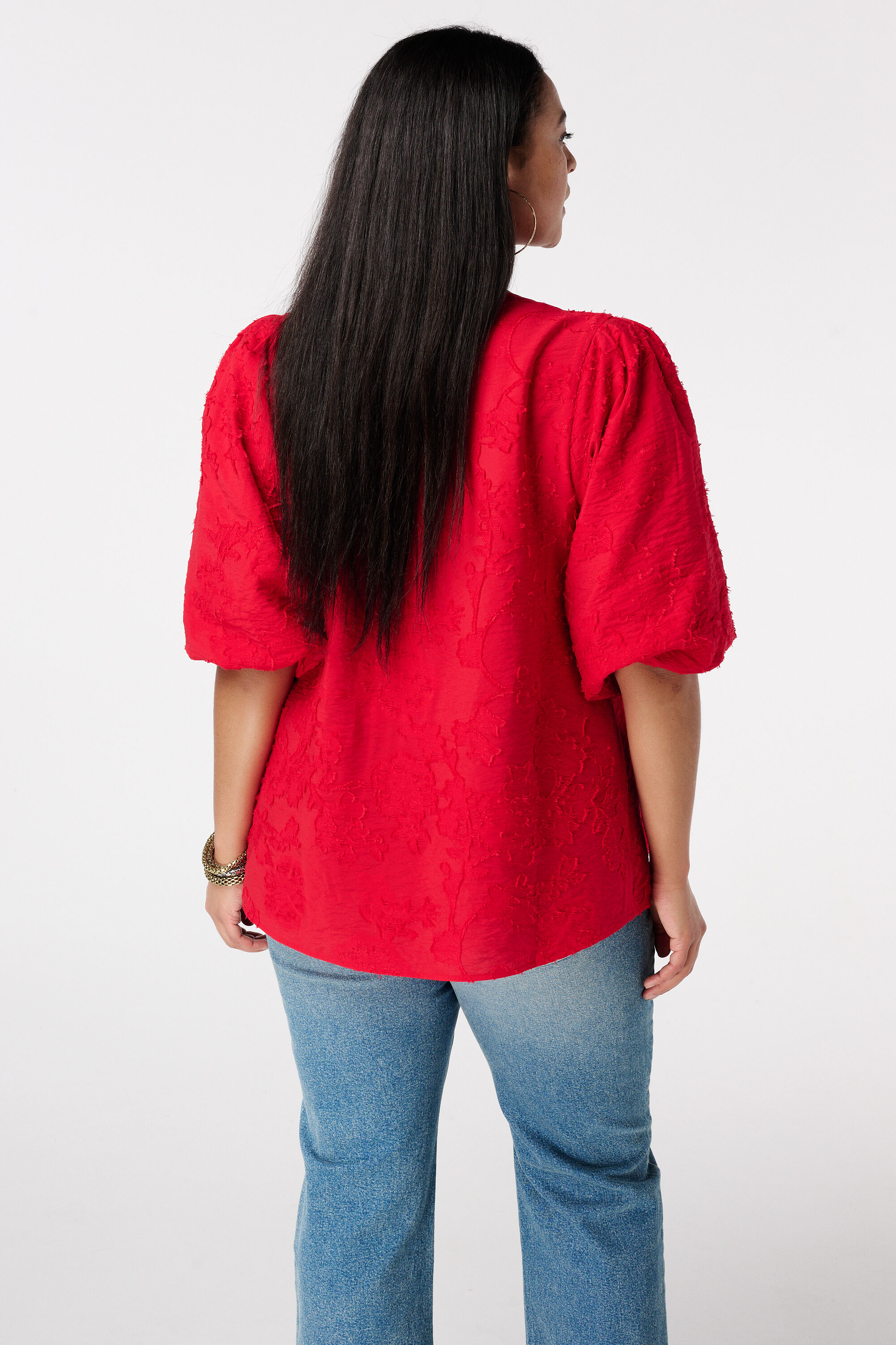 Blouse brod&eacute;e &agrave; manches bouffantes image number 3